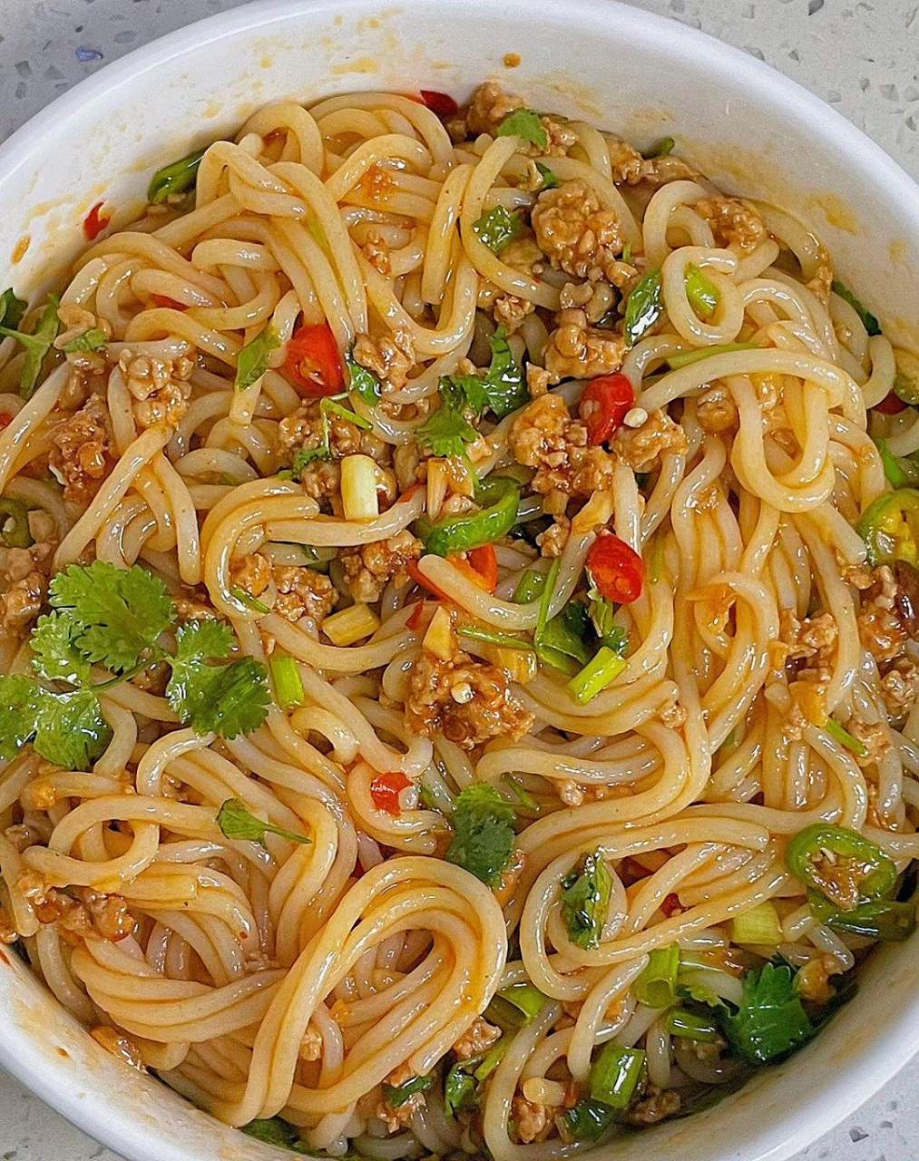 爱嗦粉的一定要试试这个肉臊子米粉～～91做法: 115米粉提前用