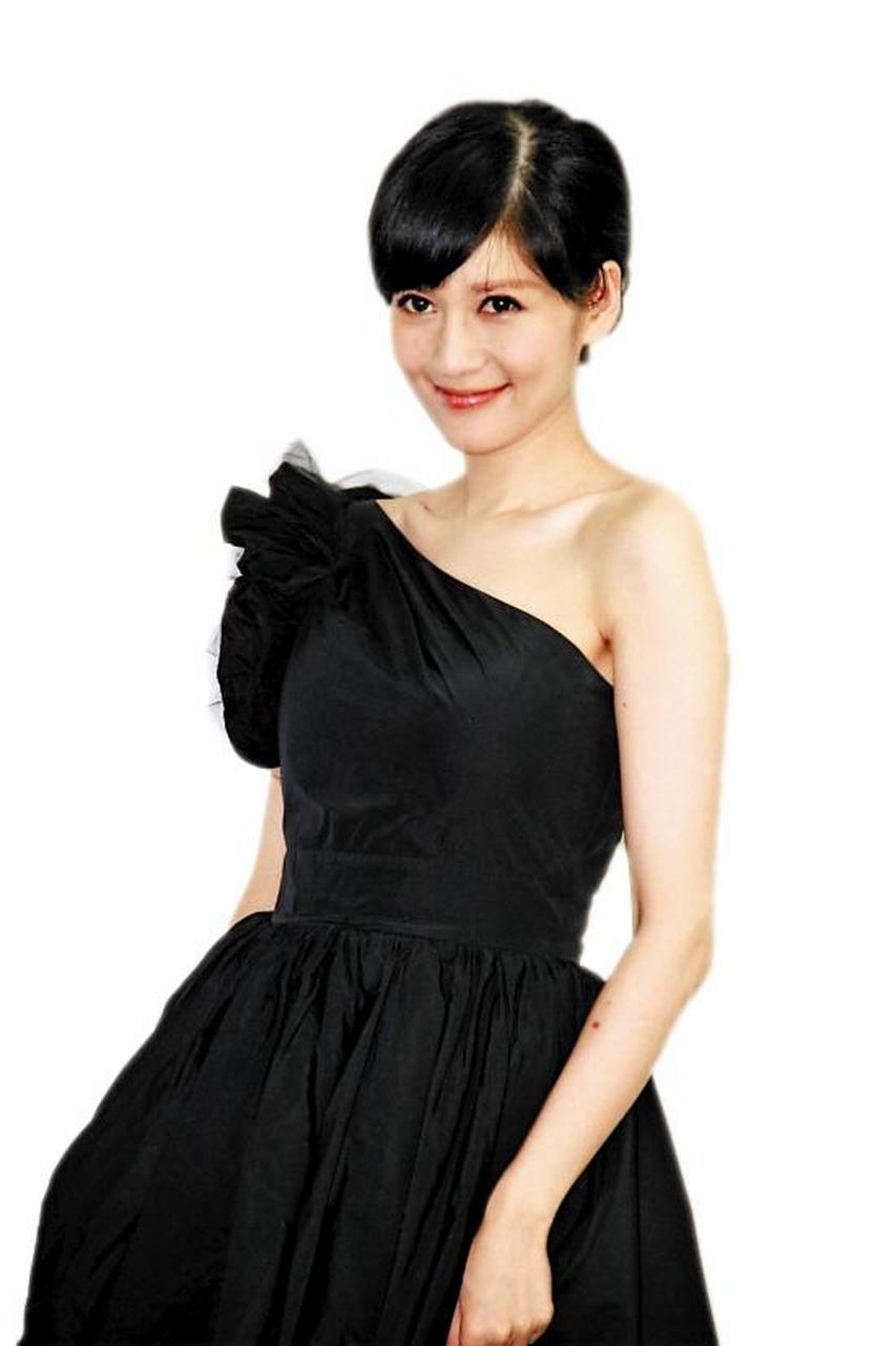 每一个和冯小刚关系不清的女演员,都和他发生过关系,她们基本上都白给