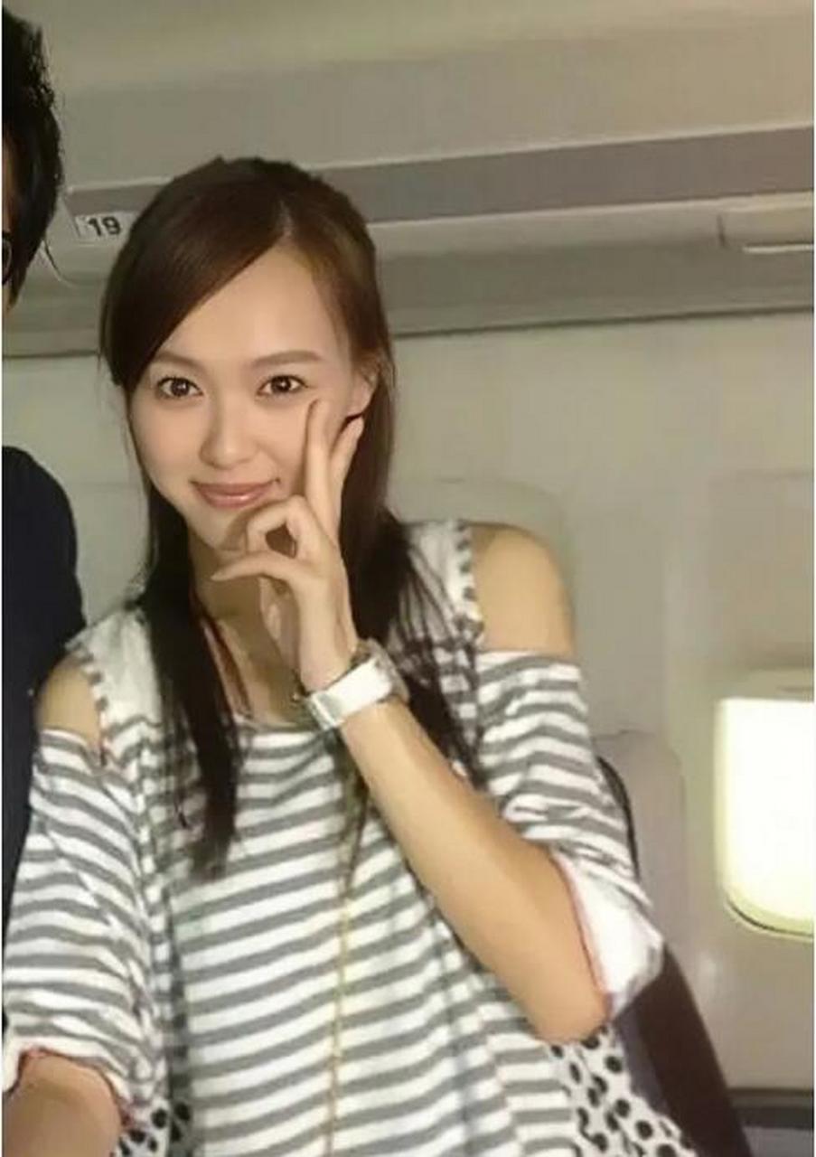 唐嫣早期无美颜滤镜旧照真的好甜呀!
