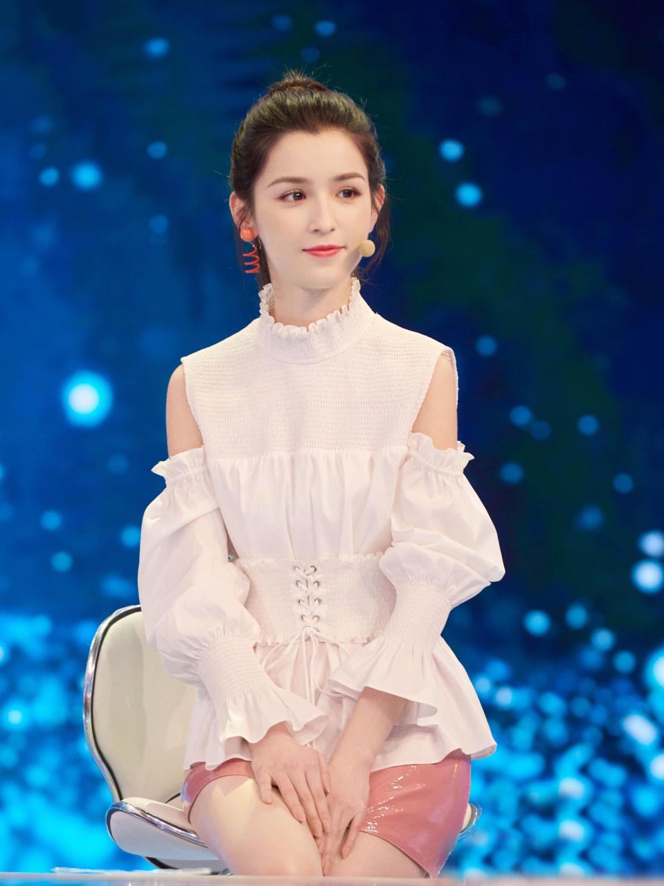 新疆又一个漂亮的女演员:哈妮克孜,美得清新脱俗