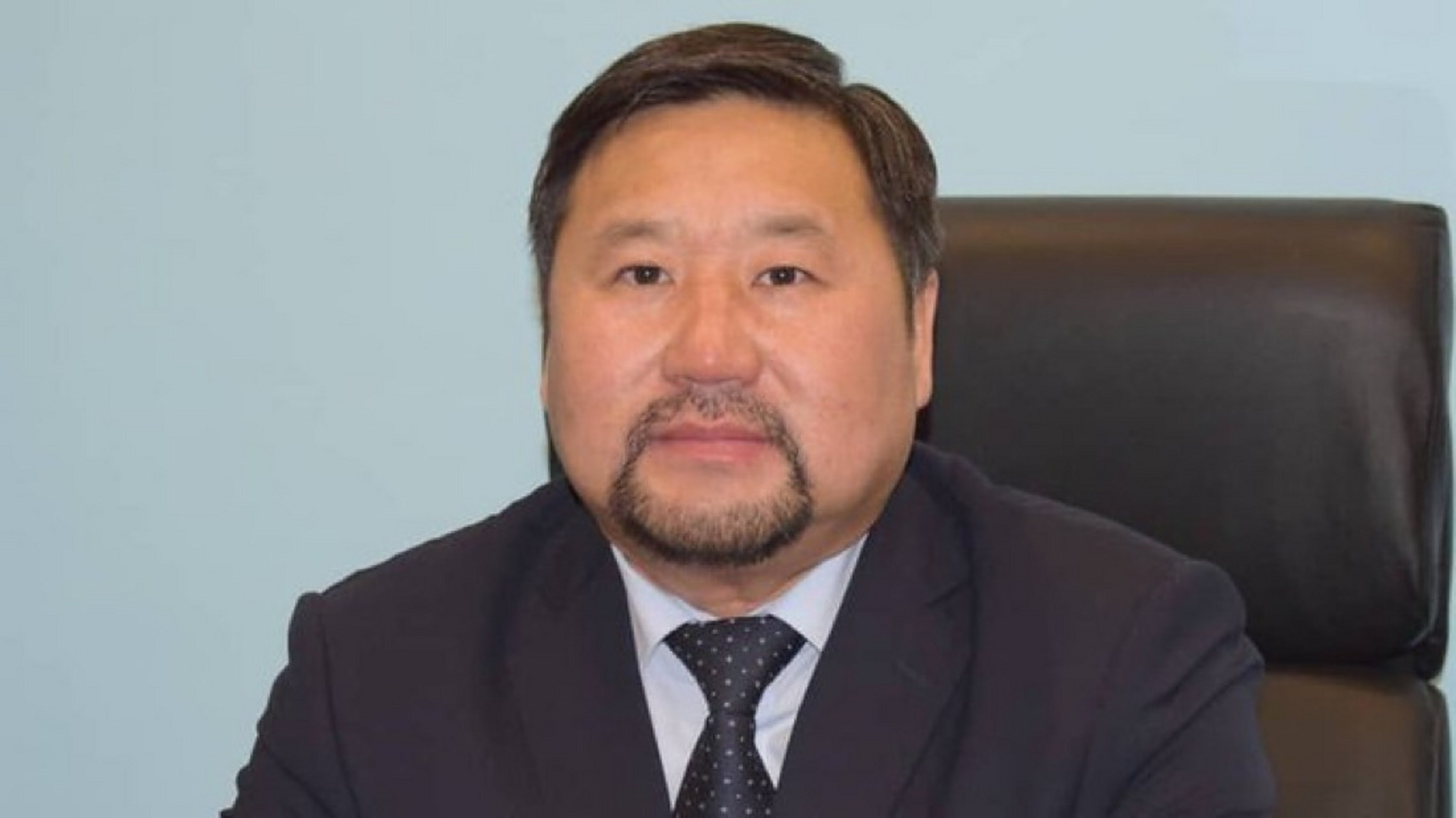 俄国图瓦共和国宣布 1. 向俄军占领区派代表,以缓解图瓦俄军不满情绪.