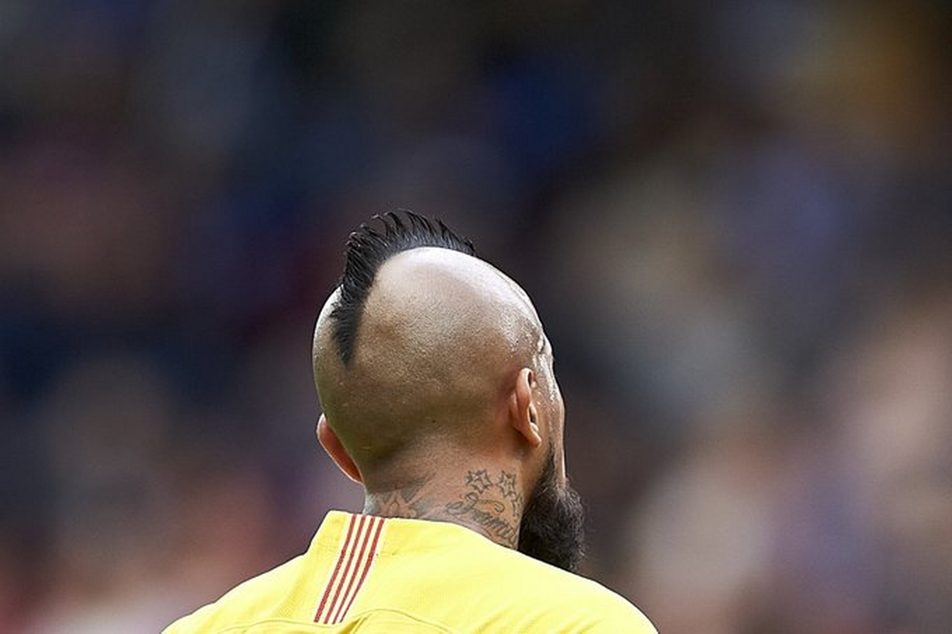 为什么巴萨想要卖掉比达尔?