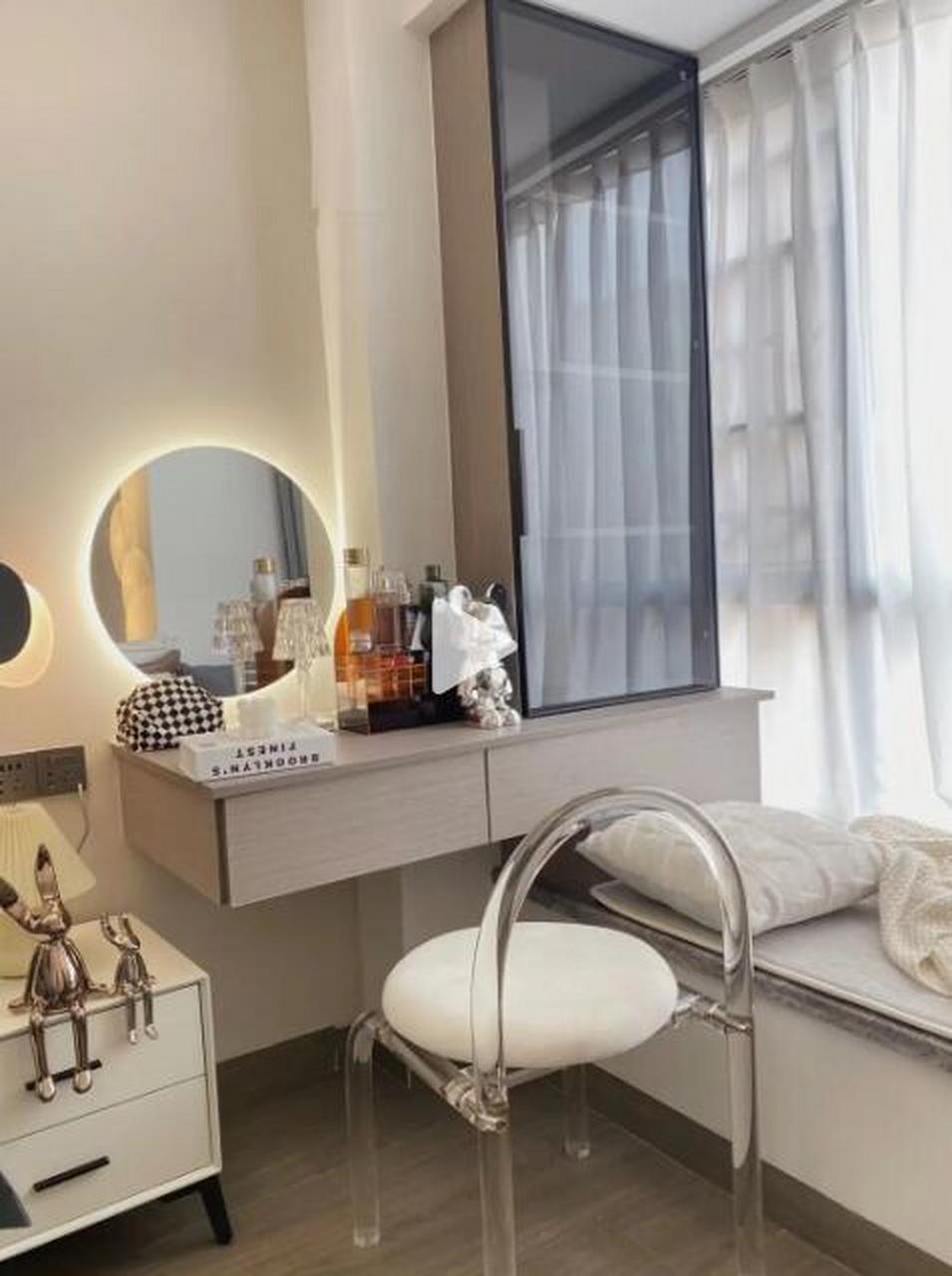 七款好看又实用的飘窗柜梳妆台设计!