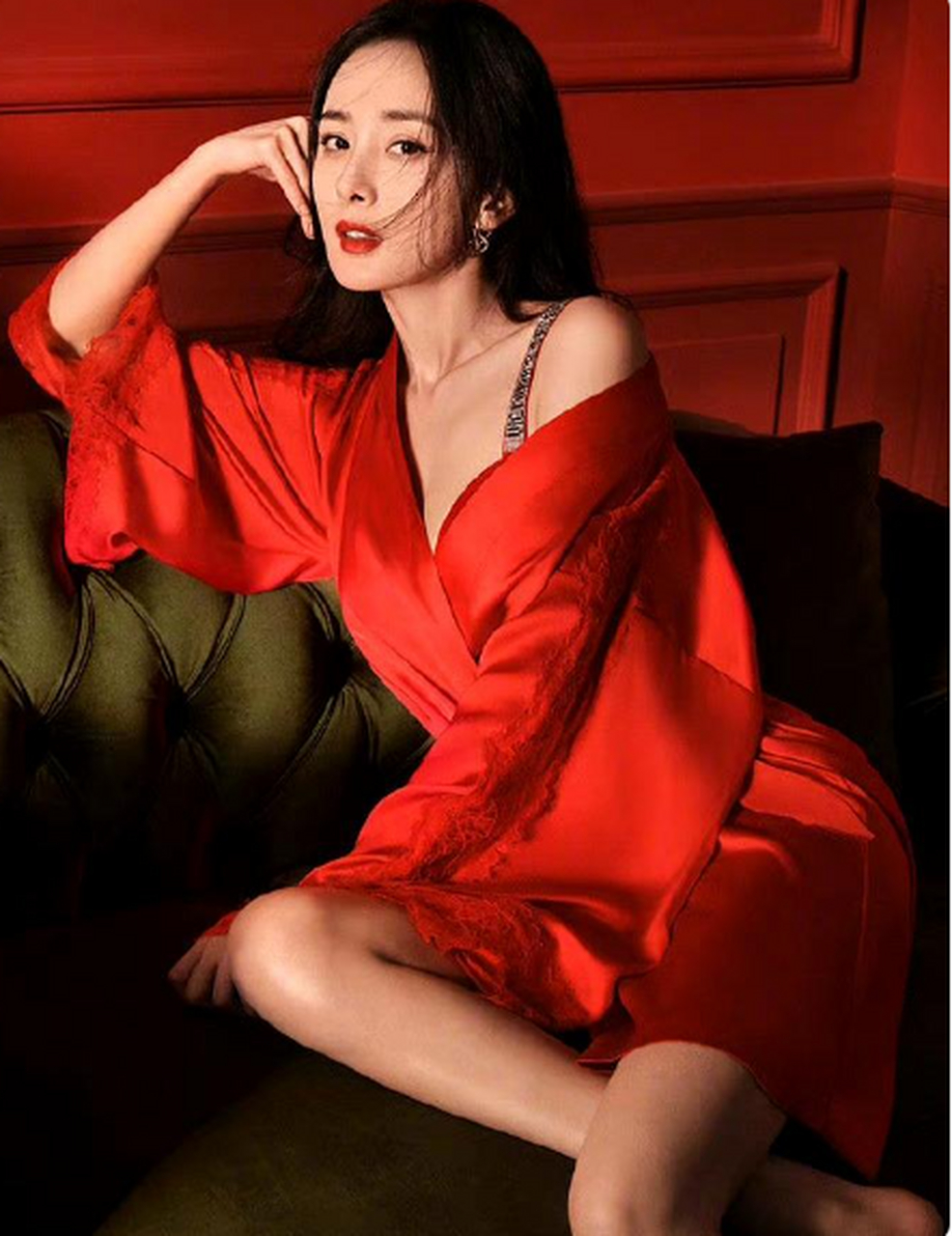 杨幂的睡衣大赏,这腿也太美了#杨幂