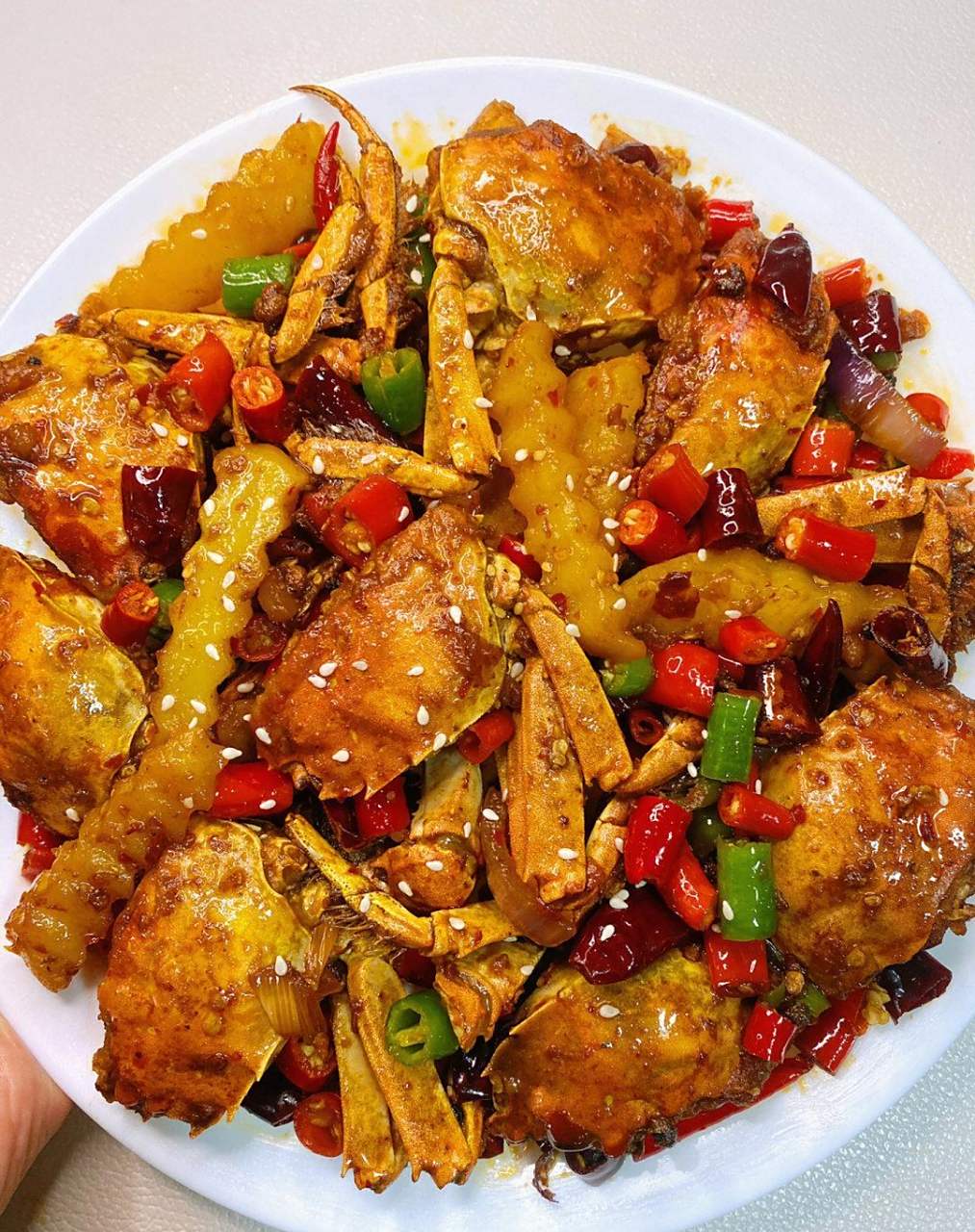 好吃到舔手指的香辣蟹真的太好吃了[鸡蛋] 95食材: 螃蟹,土豆,干红