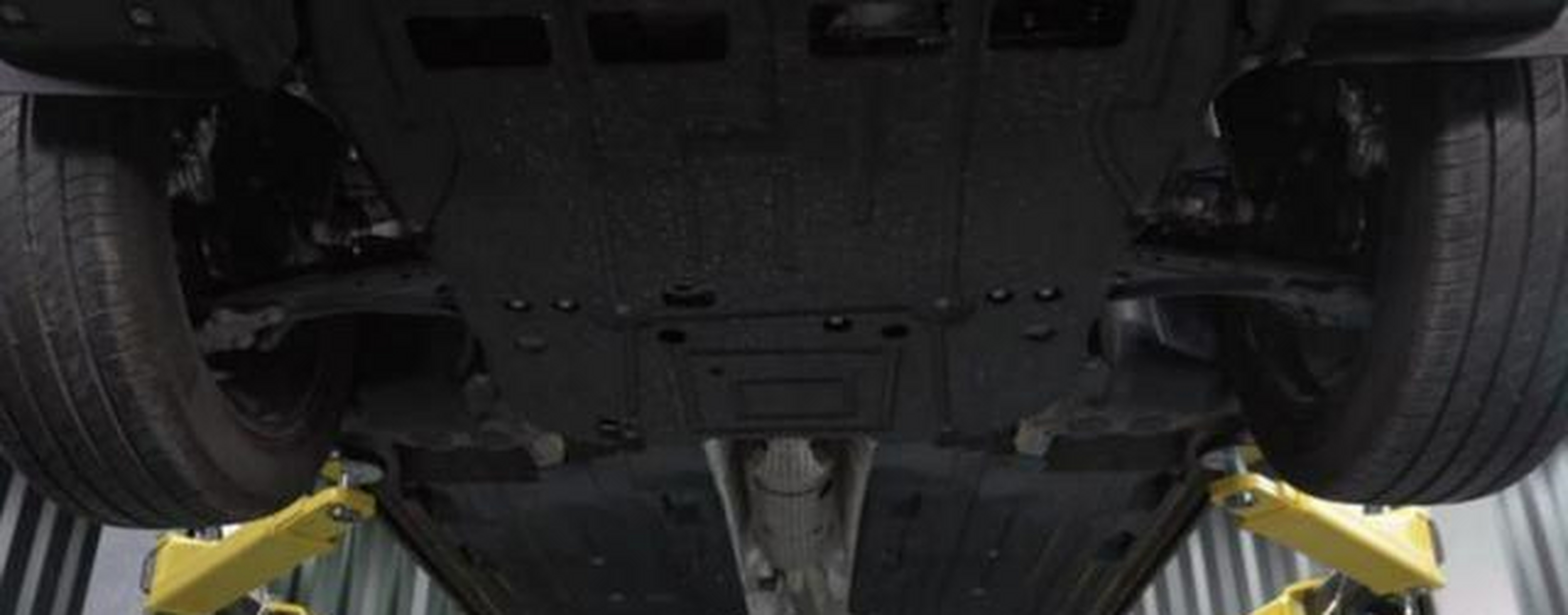 变截面是个技术术语,我更喜欢用"中间窄两头粗的扭力梁"来形容.