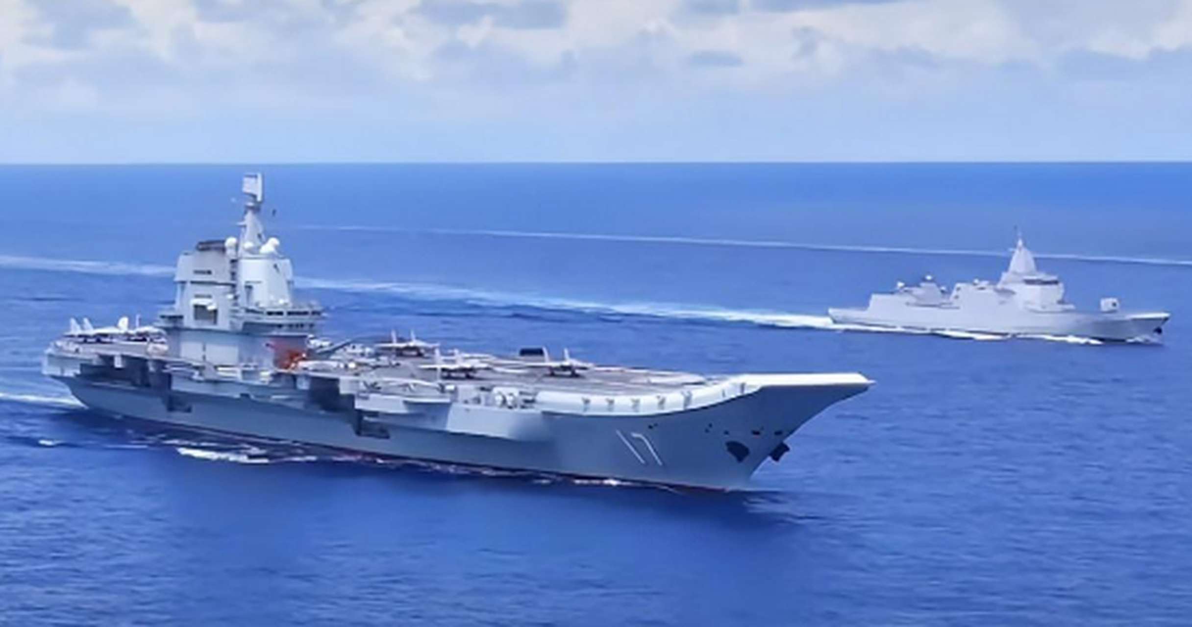 山东舰刚返回南海,解放军划下禁航区,向美菲军演果断亮剑?