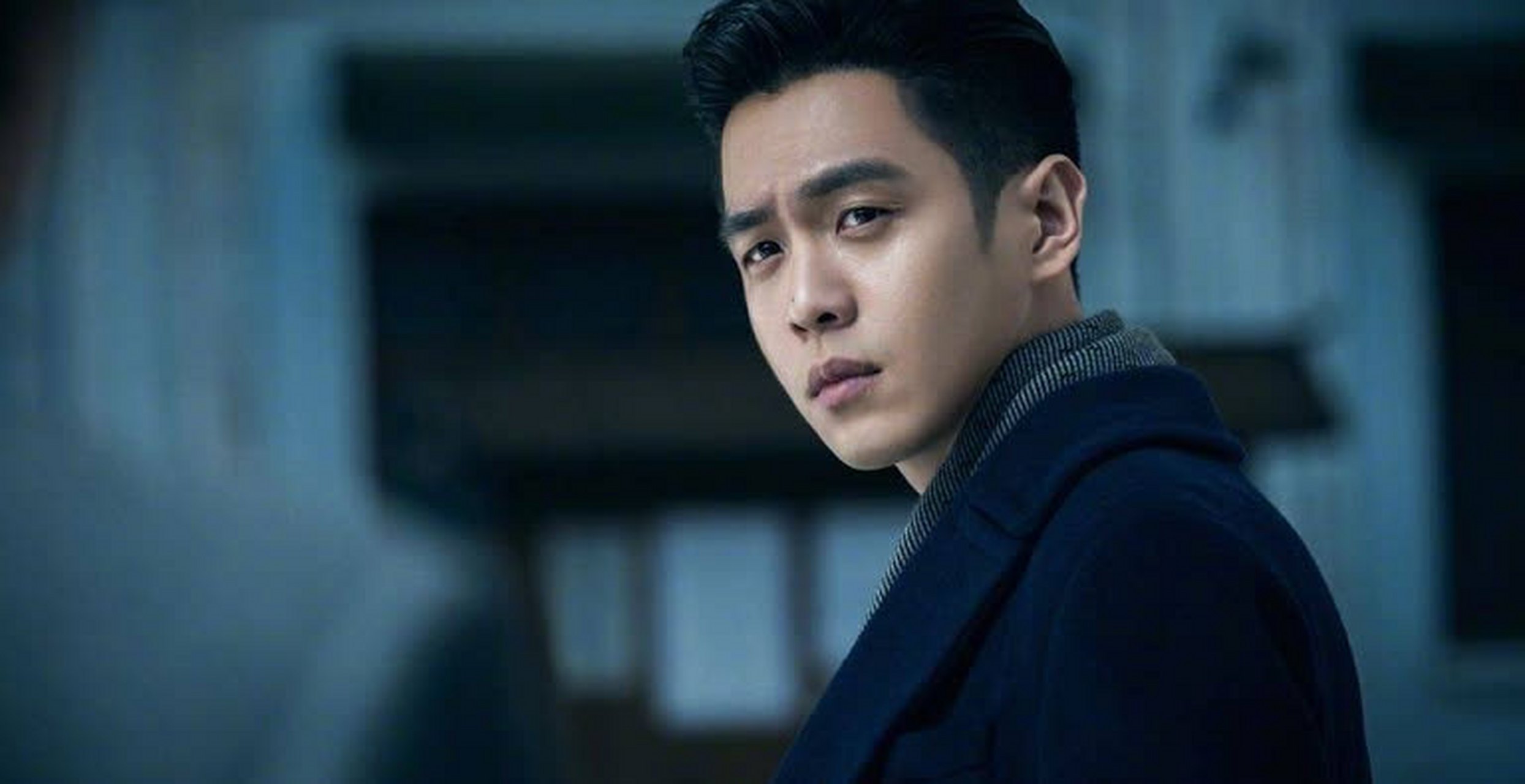 刘昊然帮张若昀宣传新剧,并在评论区送给张若昀一件粉色公主裙.