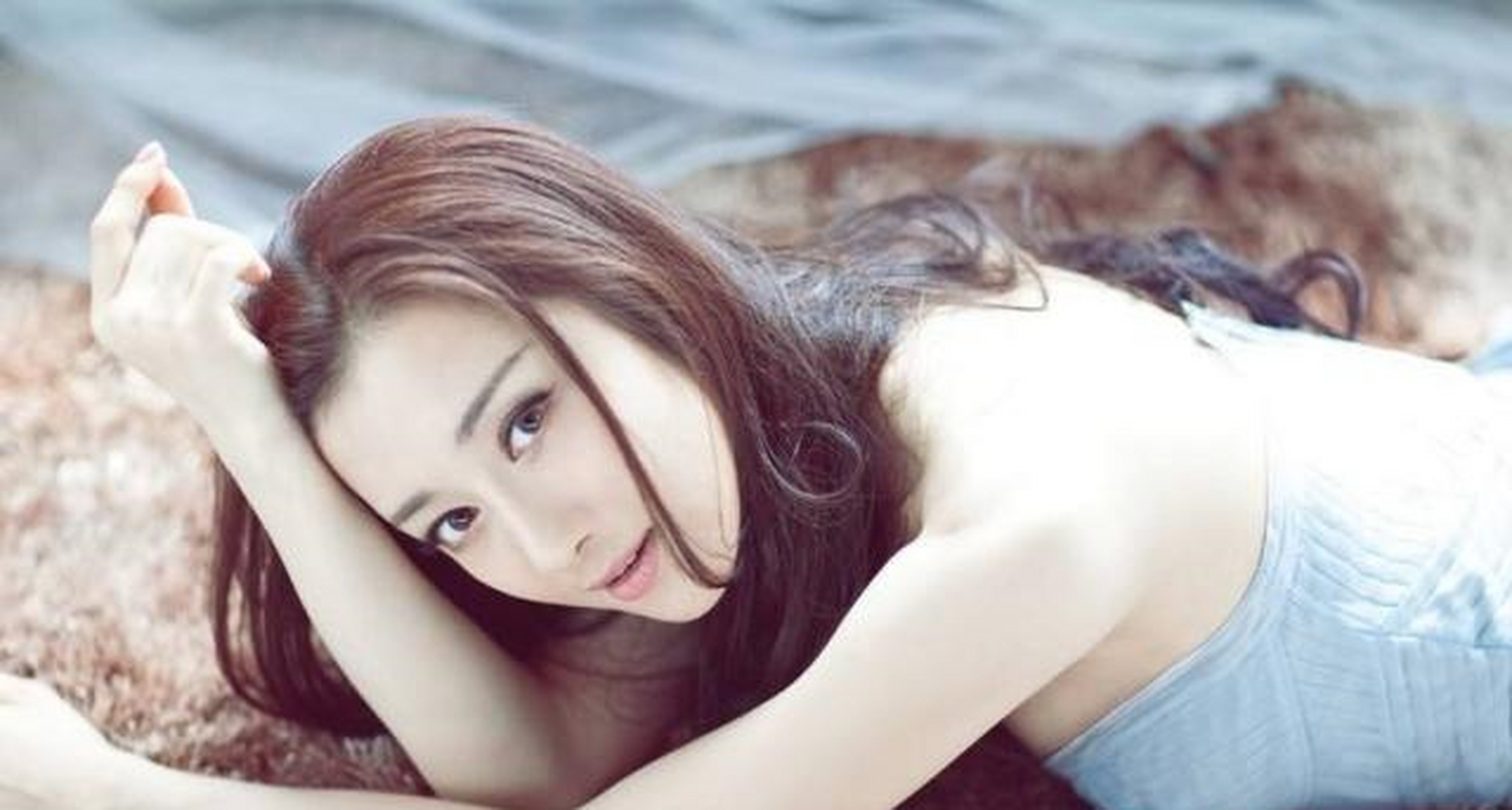 妩媚妖娆,风华绝代——宅男女神李依晓最美写真曝光