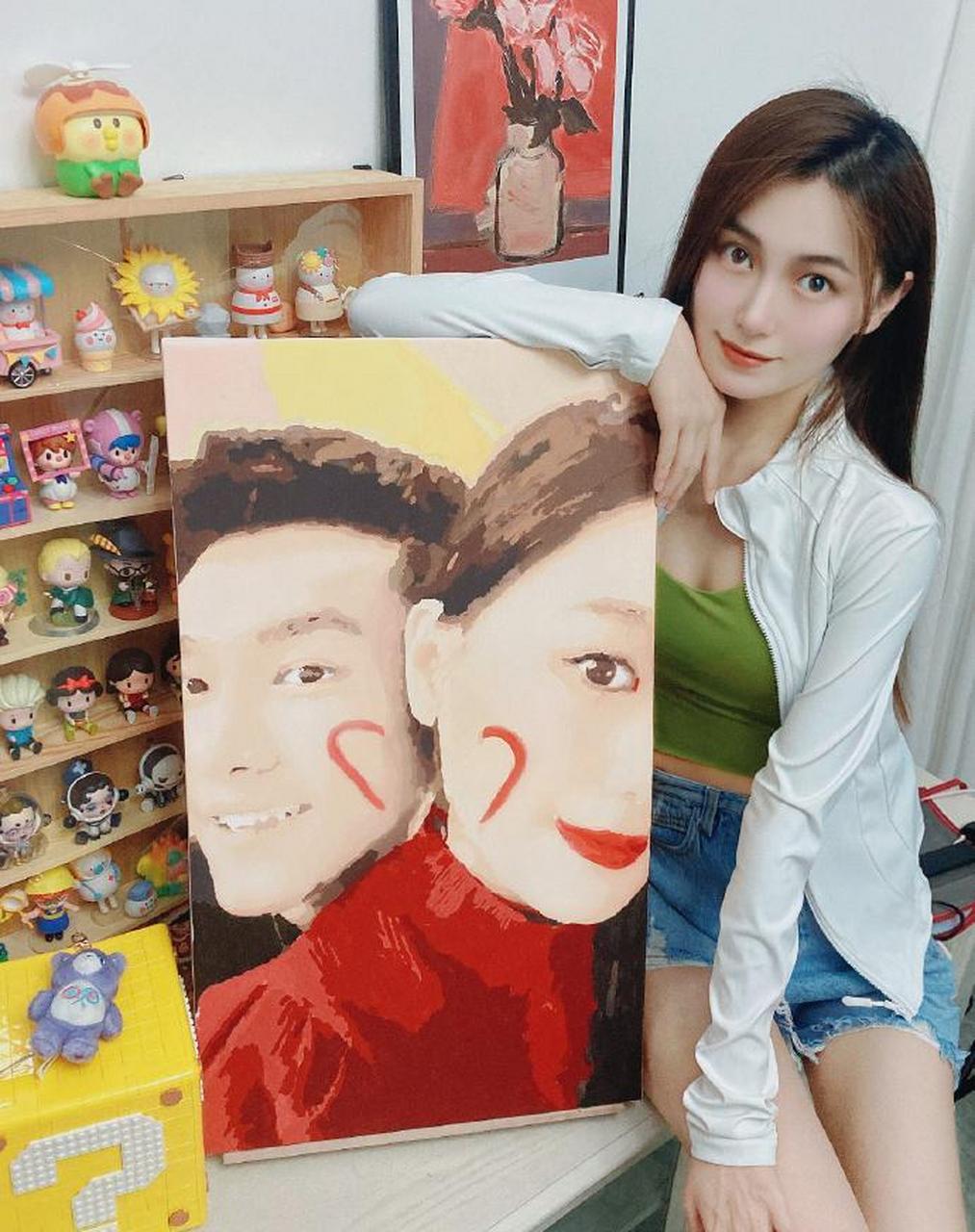 美女王一雯七夕节和男朋友约会,真好看啊