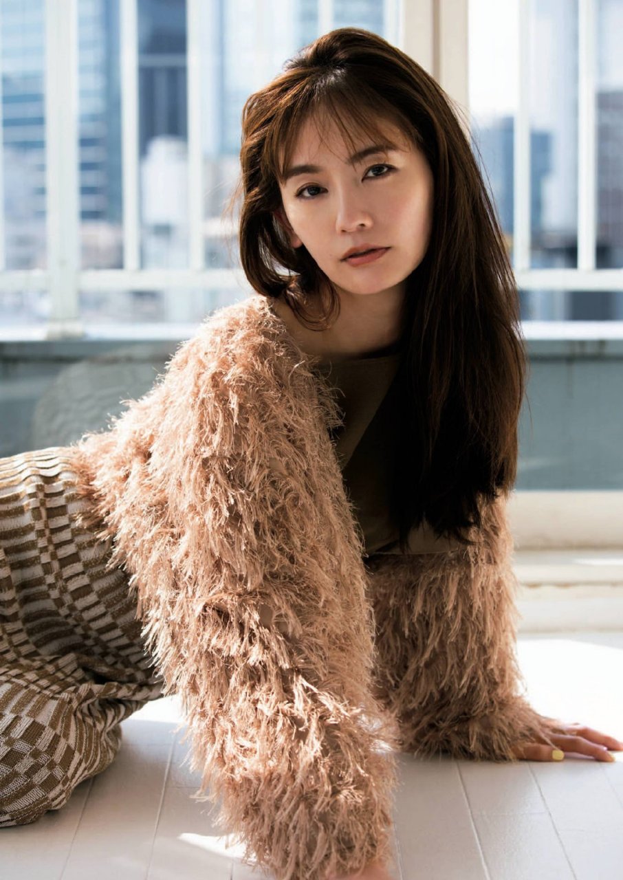 中村友理 yuri nakamura,日本演员,代表作《产科医鸿鸟》,《在窗边》