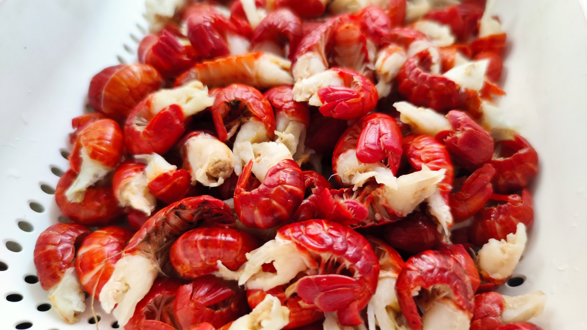 炒虾尾,香辣蒜香秘制炝锅炒虾尾.