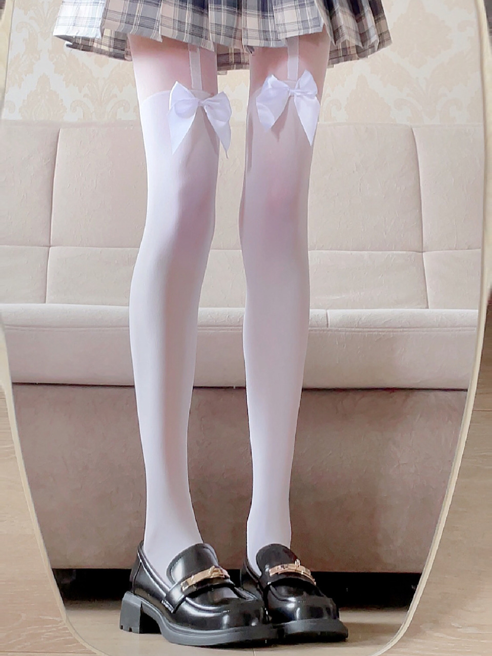 无法拒绝的白丝小皮鞋呀