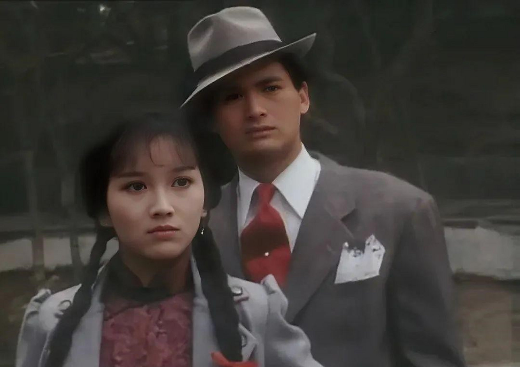 爆款练习生#周润发的《上海滩》当年一播出,可以说出现了万人空巷的