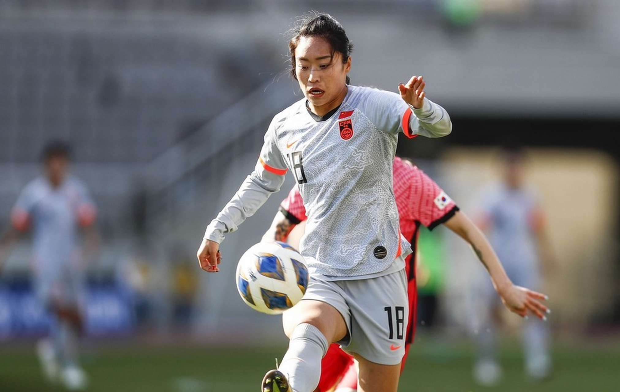 近日,中国女足主力唐佳丽第一次出现在赛场上,这是她加入莱万特拉斯