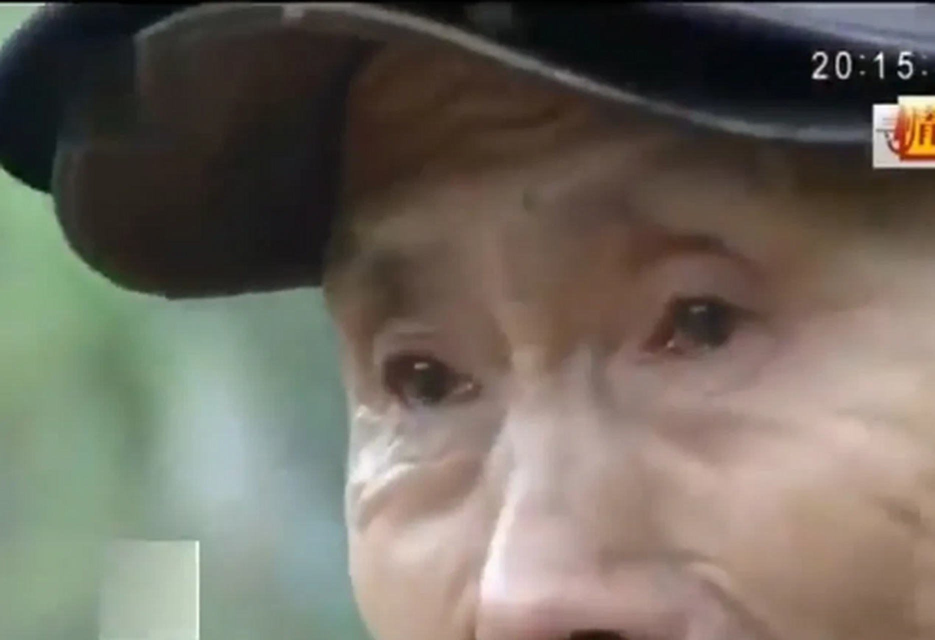 姚莉与丈夫相亲认识,一见钟情.生下儿子良良,丈夫意外离世.