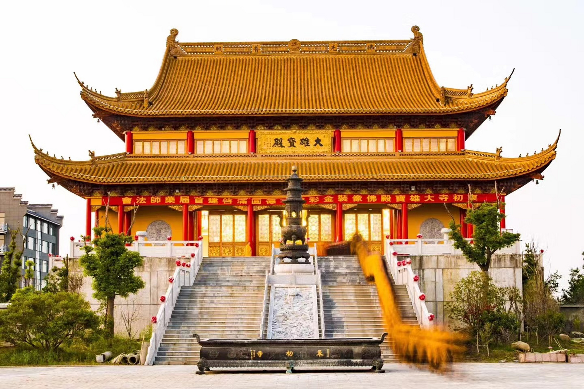 我司主营:古园林琉璃瓦,s瓦,古建瓦,明清唐式建筑