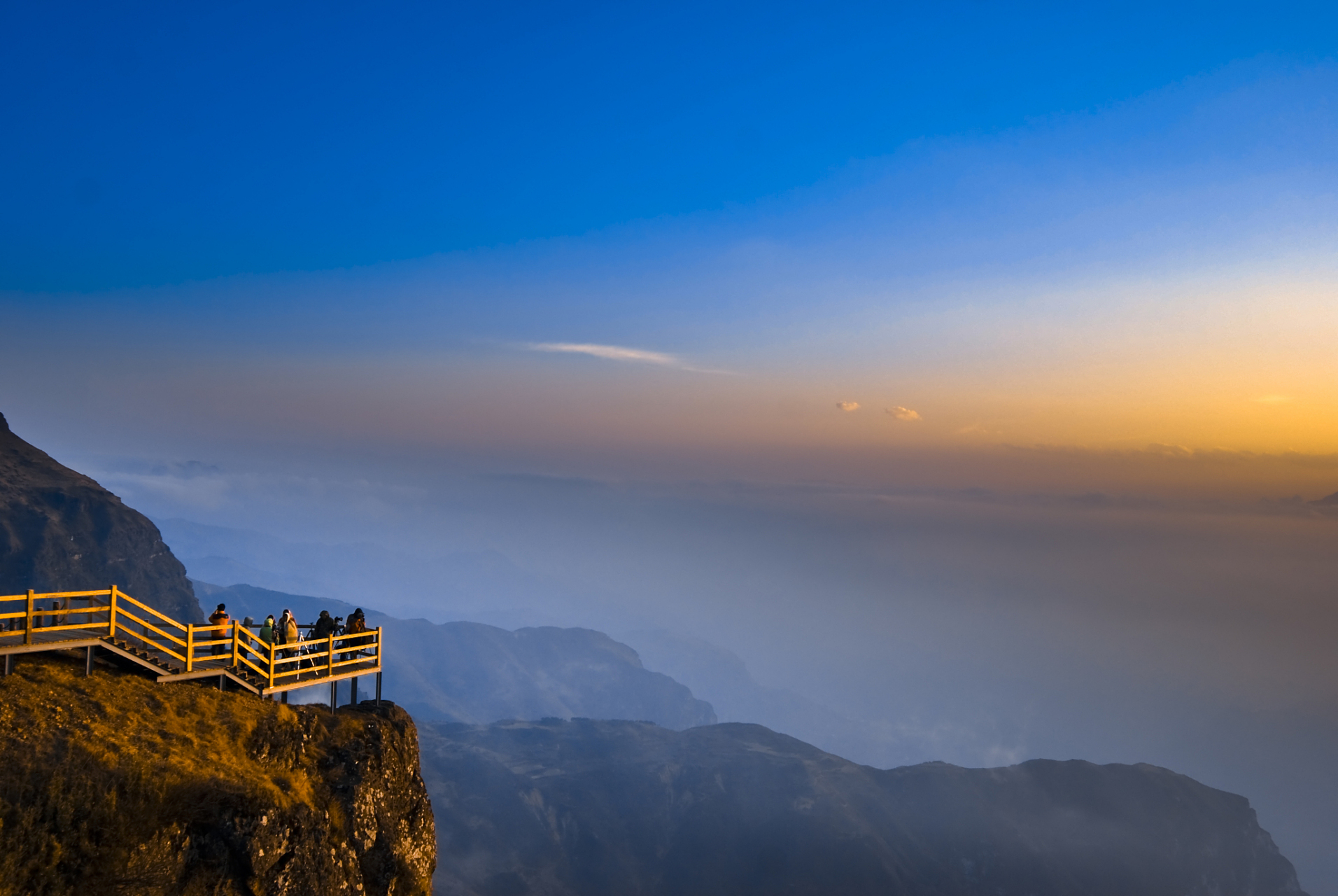 毕业季不留遗憾,和同窗来"四川八台山"来一场欢乐的毕业之旅吧!