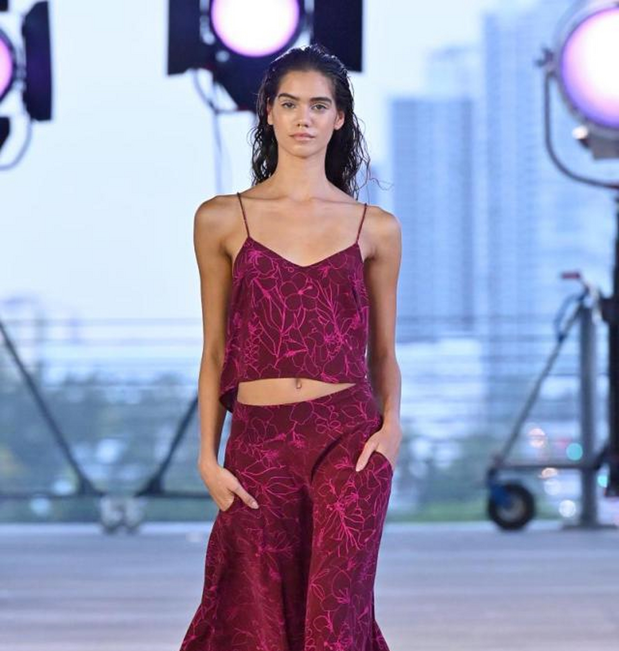 来自迈阿密时装周的13种泳衣,将奠定2020泳衣流行趋势[?