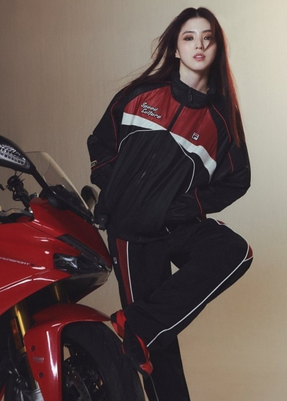 韩国演员韩素希成为fila品牌代言人,让品牌形象焕然一新.