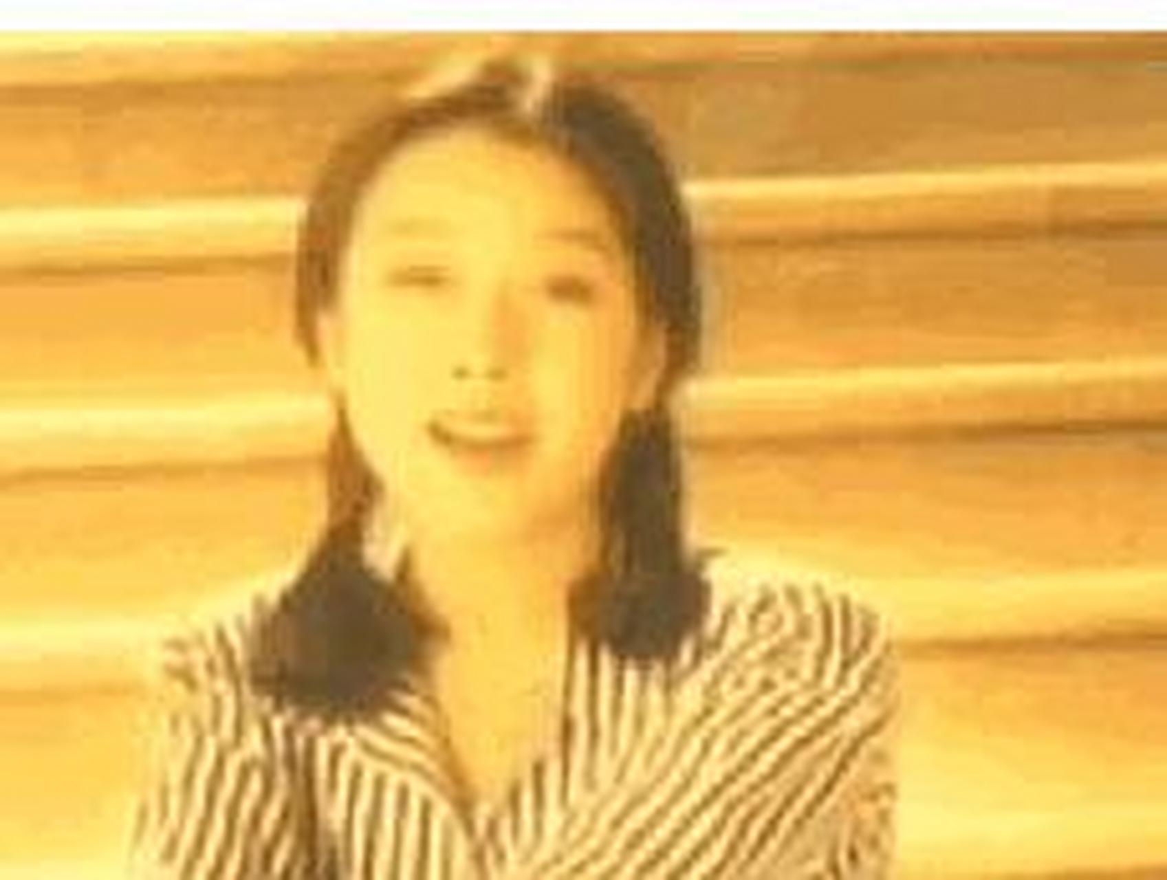 1994年,作曲家刘青写了一首电视主题曲《祝你平安,原本想找那英演唱