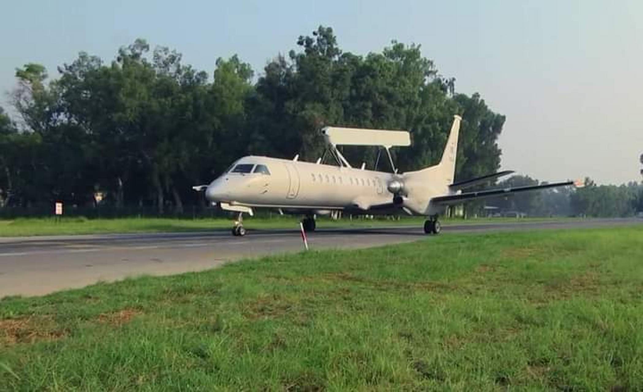 巴基斯坦空军的萨博-2000 "erie eye"预警机  #军事# #军事武器# #趣