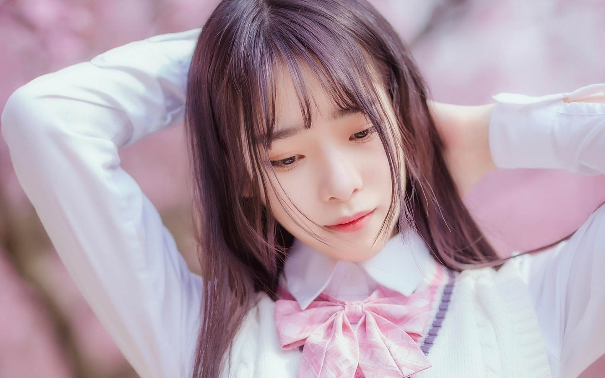 好感,是追女生初期的一个起步.  有了好感之后,才会有后续的故事.