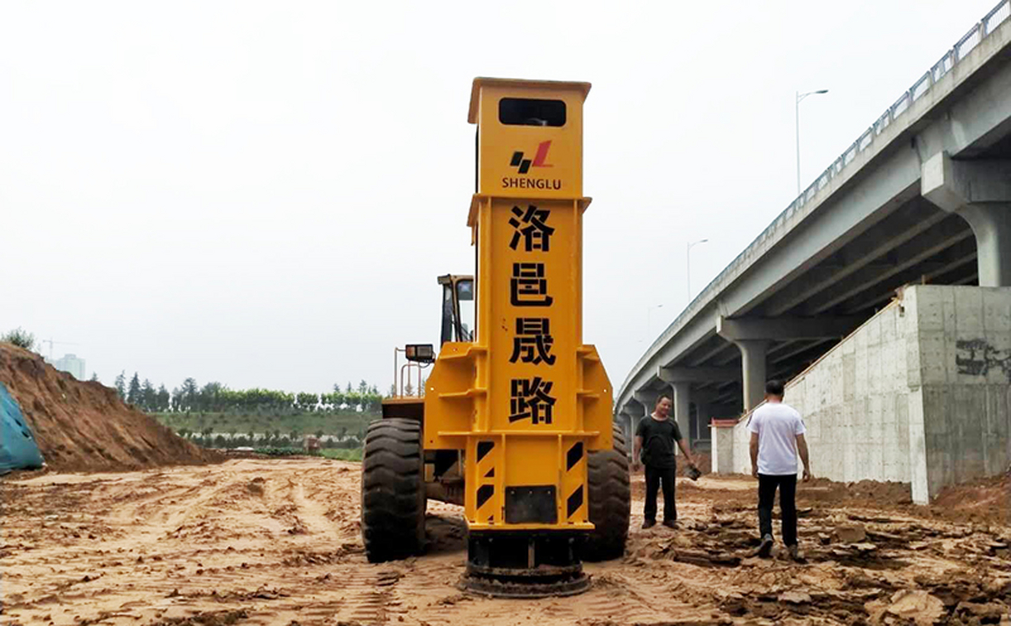 高速液压夯实机,液压式强夯机,立式液压夯实机,冲击夯,冲击锤,42kj