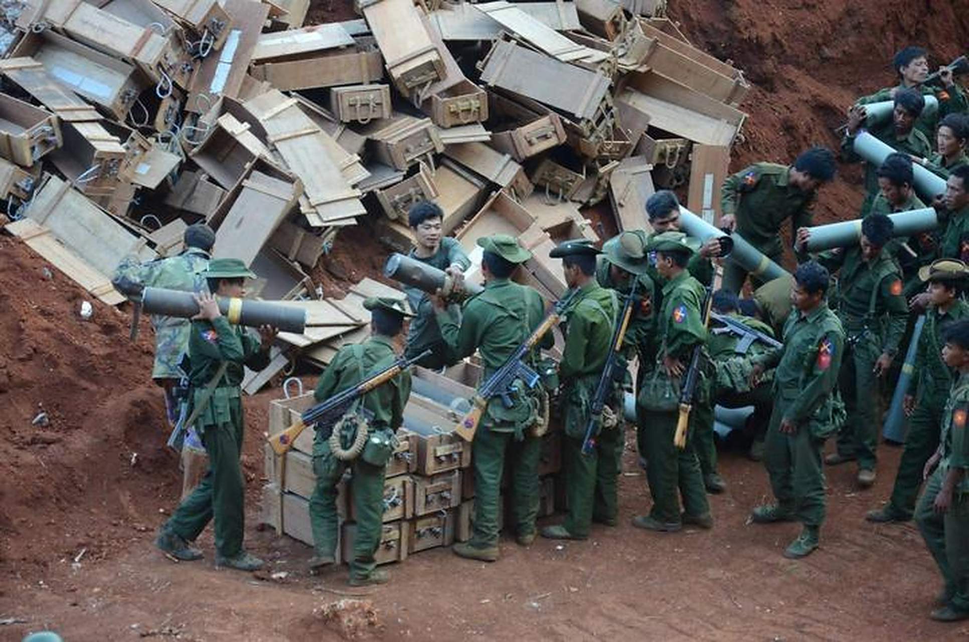 缅甸战火持续,果敢老街的战斗即将打响,中国公民请暂勿前往!