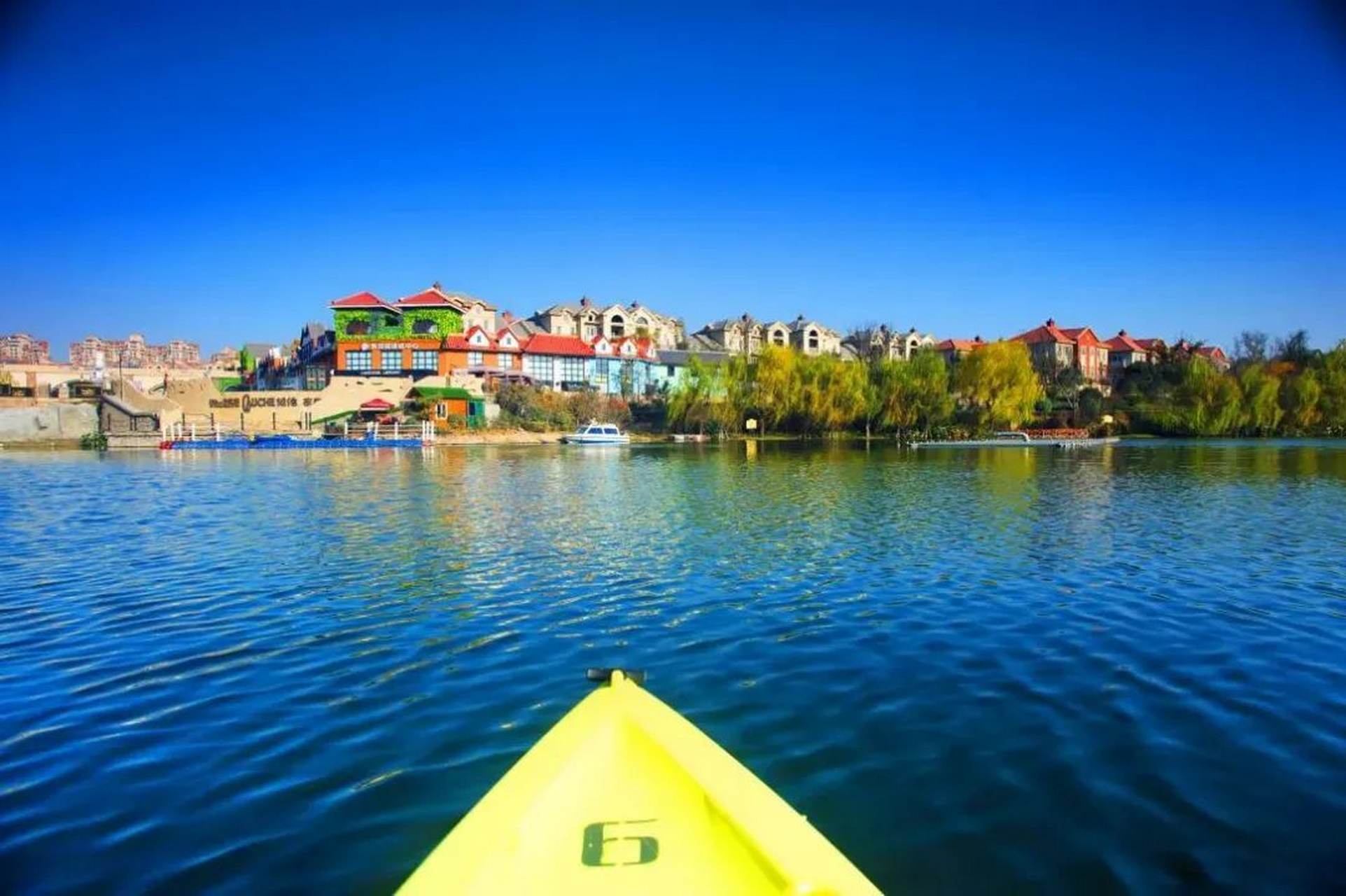 郑州洞林湖,这个美丽的湖泊,位于郑州市西南"金三角"地带.