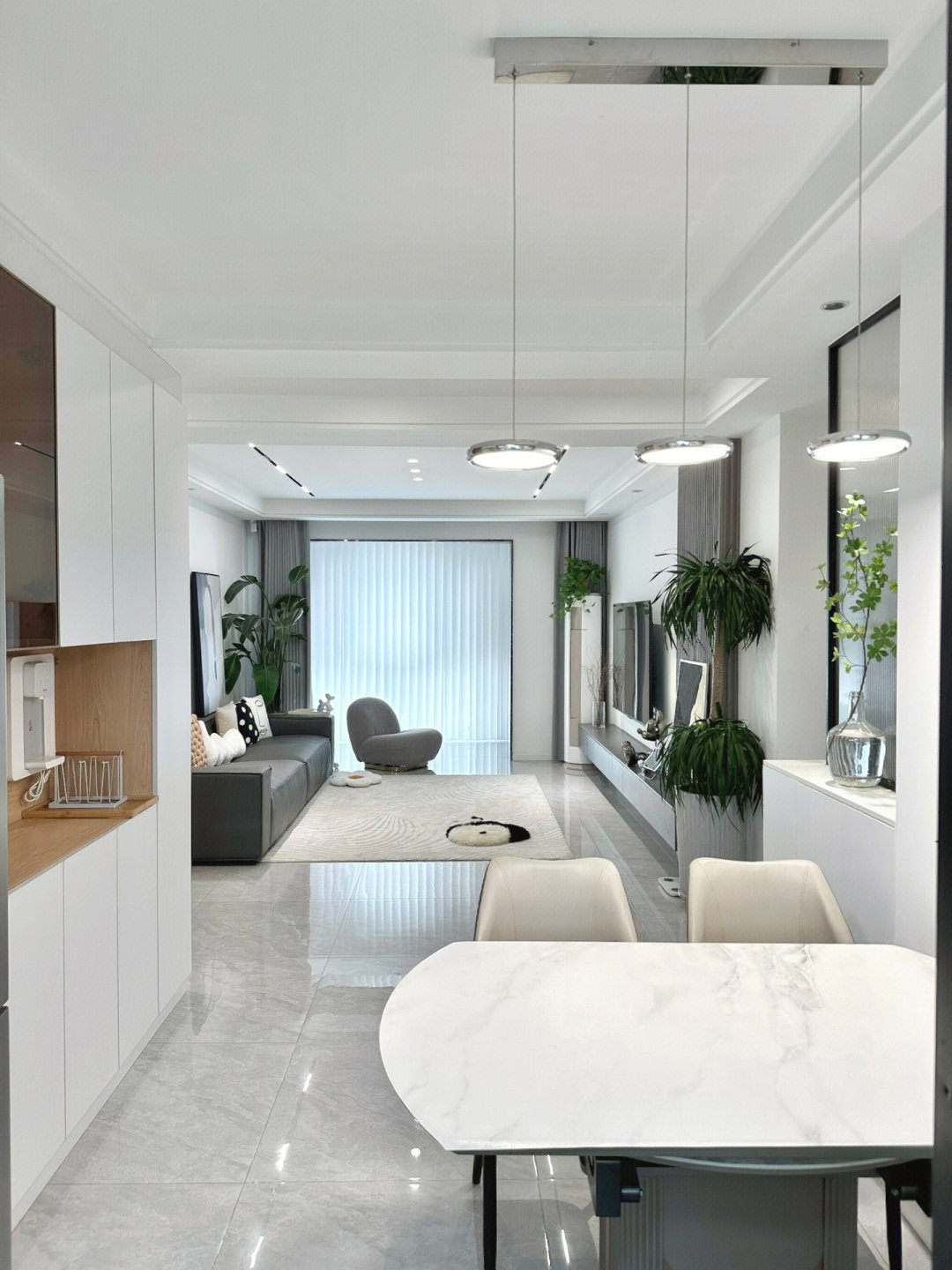 6米开间怎么设计餐厅连着客厅,餐厅有餐边柜,客厅不吊顶图片客餐厅