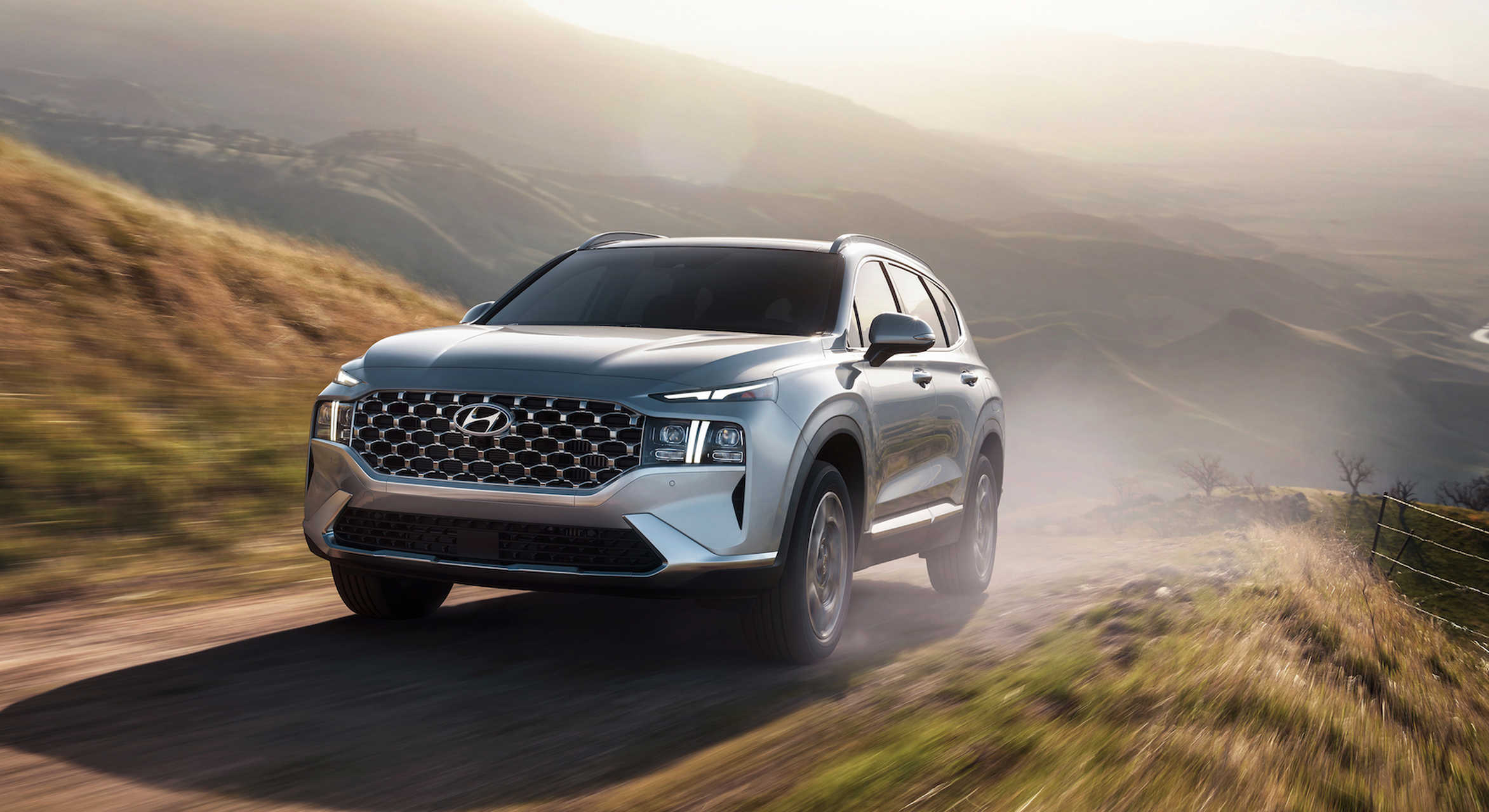 现代发布全新santa fe,也就是国内的胜达,韩系车换代那是百分之百换