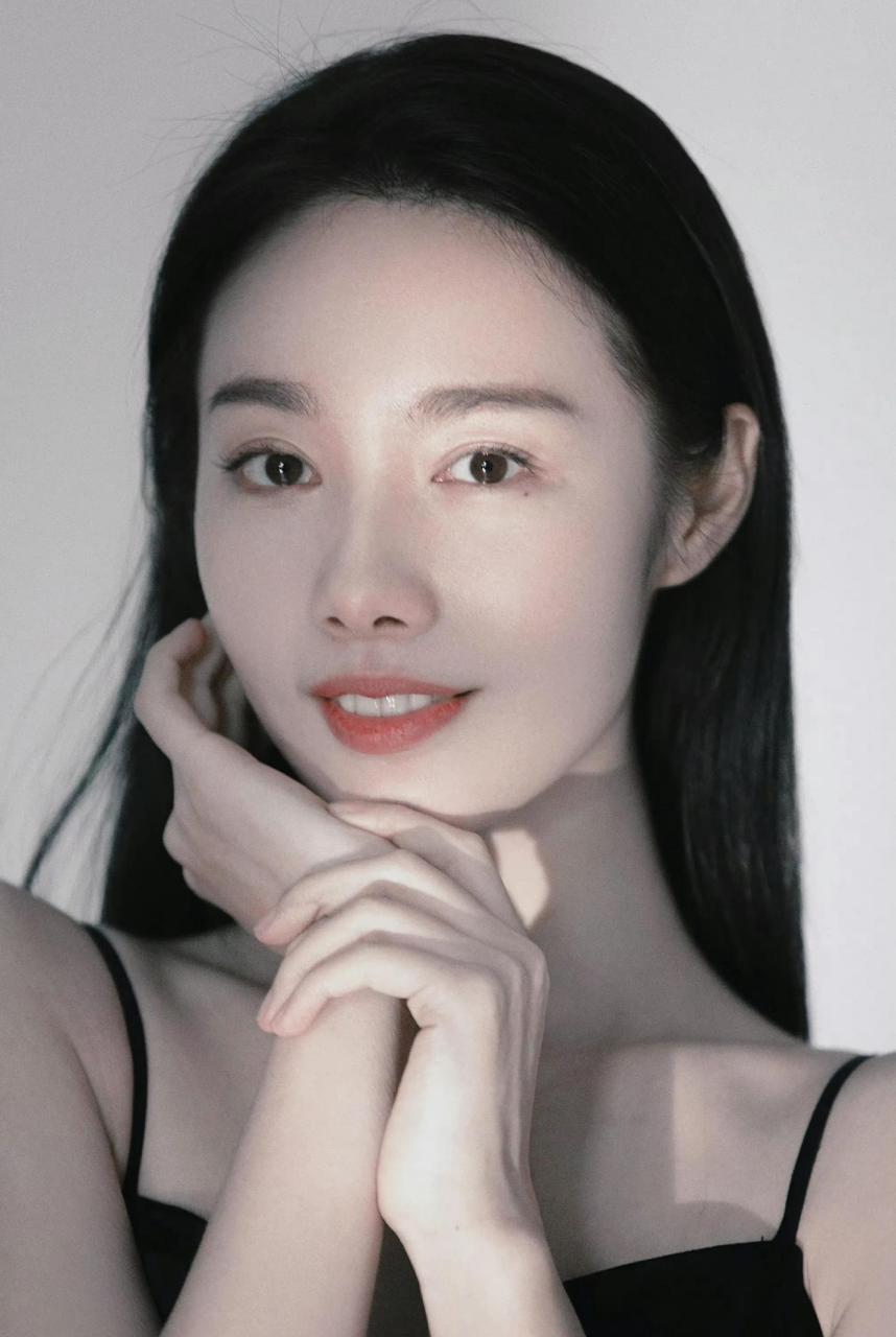 领动计划# 高挑美女刘若嫣