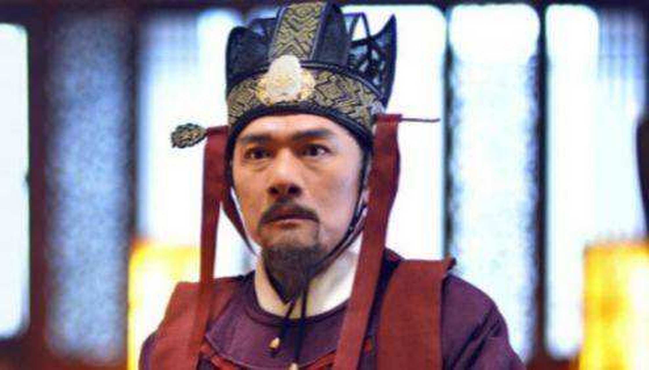 唐德宗宰相卢杞一向讨厌尚书李揆,想刁难他,于是向德宗推荐李 揆为