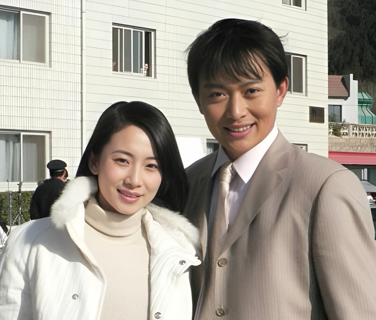 演員黃海冰閆妍結婚6年,妻子一直丁克,他終於忍不住質問妻子: