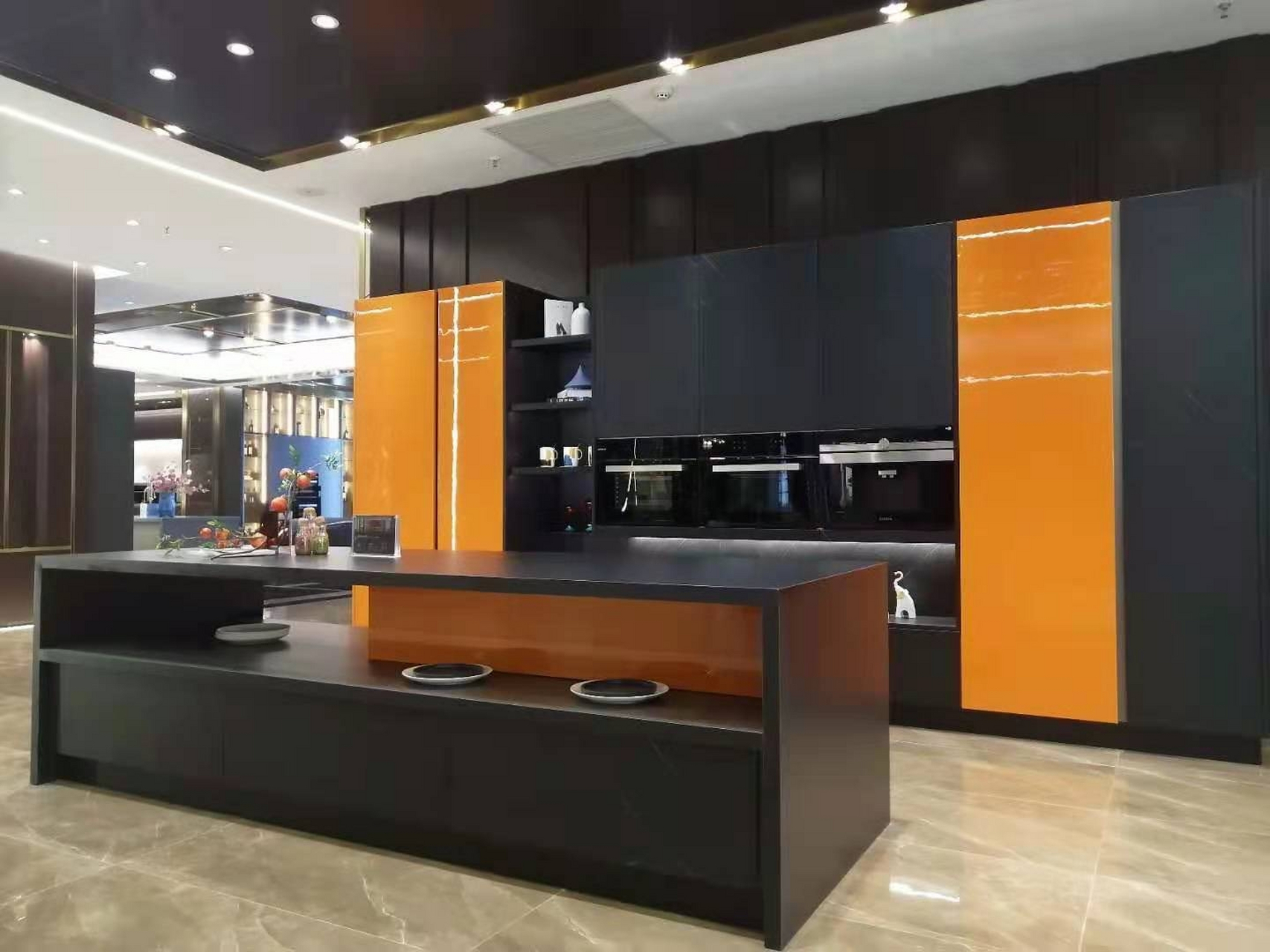 不锈钢厨房橱柜定制需要注意什么?森歌是不锈钢高端品牌吗?