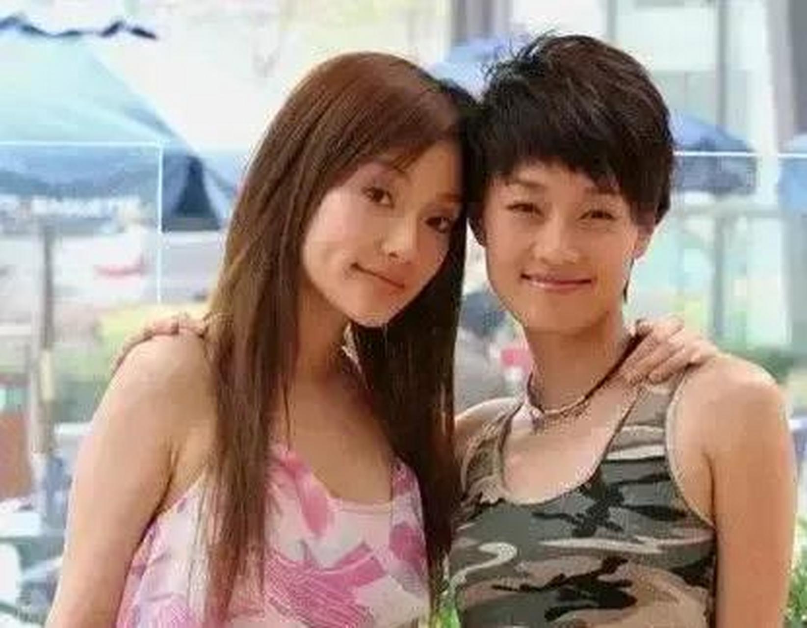 马伊琍小时候这么洋气,咋越长大越跑偏了呢?