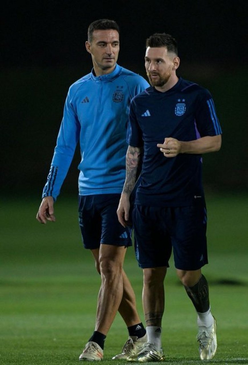 阿根廷前总统毛里西奥·马克里:如果梅西赢得世界杯,我们都会选他当