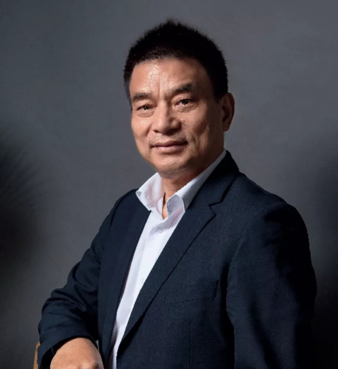 新希望集团总裁,刘永好,在两会上提出,粮食安全是重中之重,进口的大豆