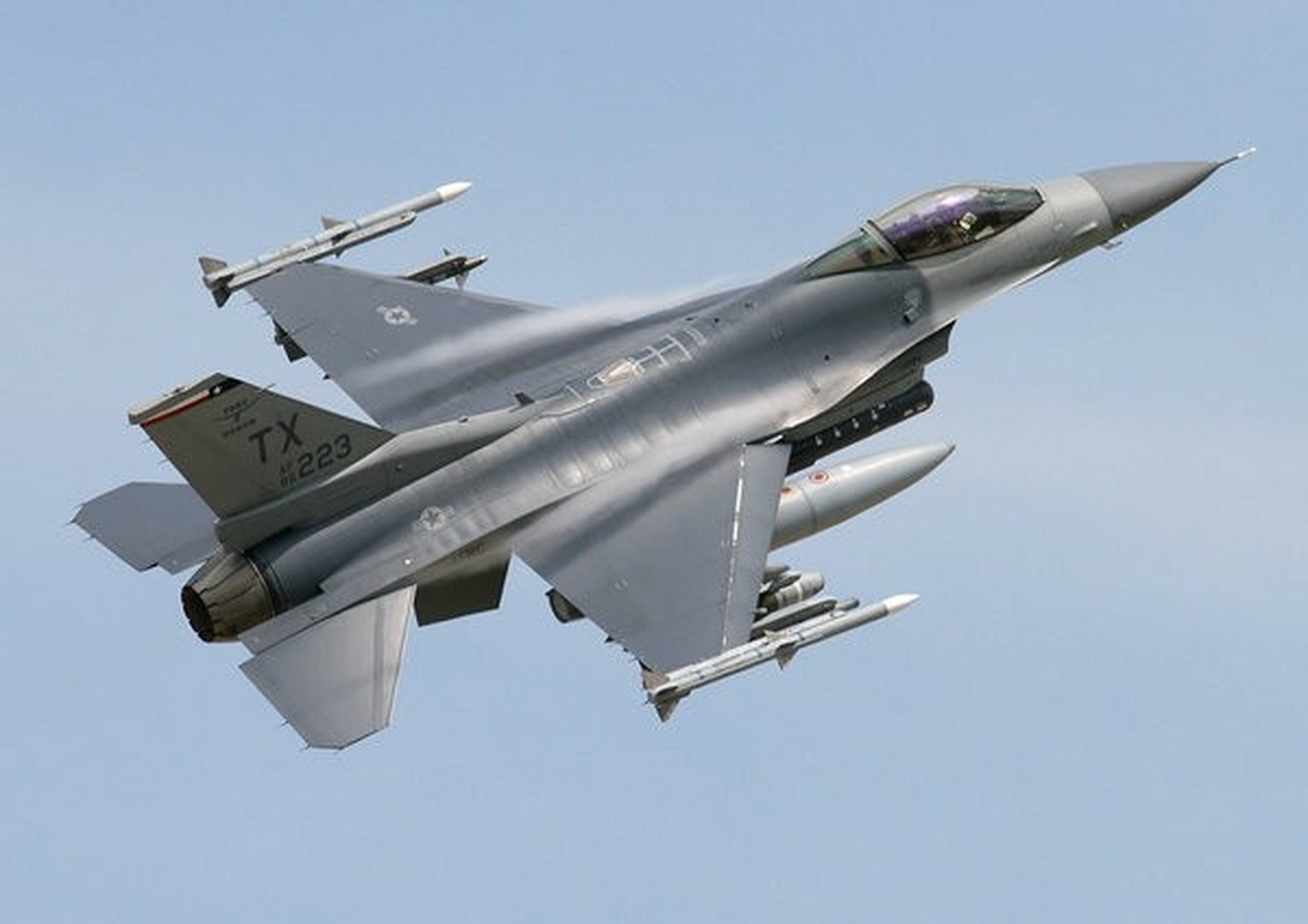 继此前英国宣称要对乌克兰提供f16战斗机之后,法国媒体又在近日表示