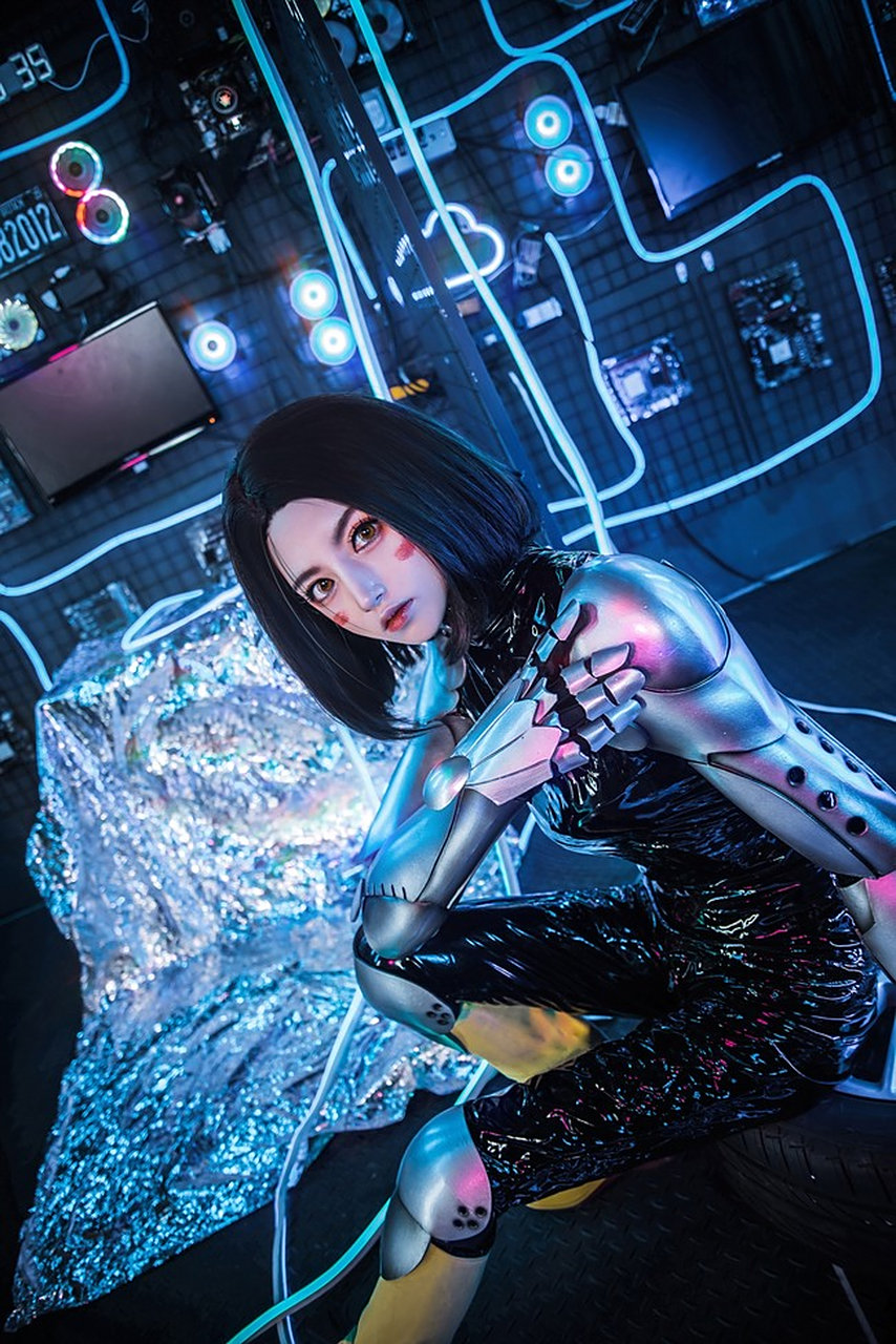 阿丽塔cosplay,帅帅的女孩最好看!