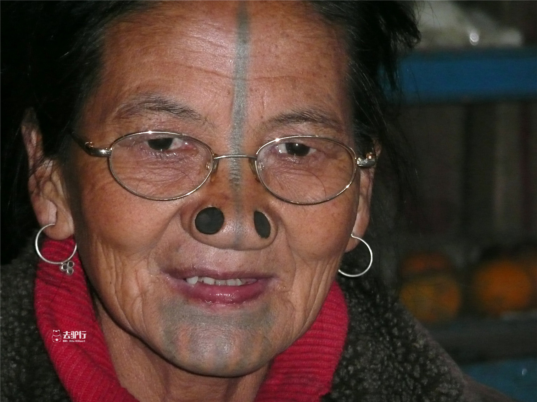 传说阿帕塔尼族,是藏地最美的部落,部落里的女性各个是美女