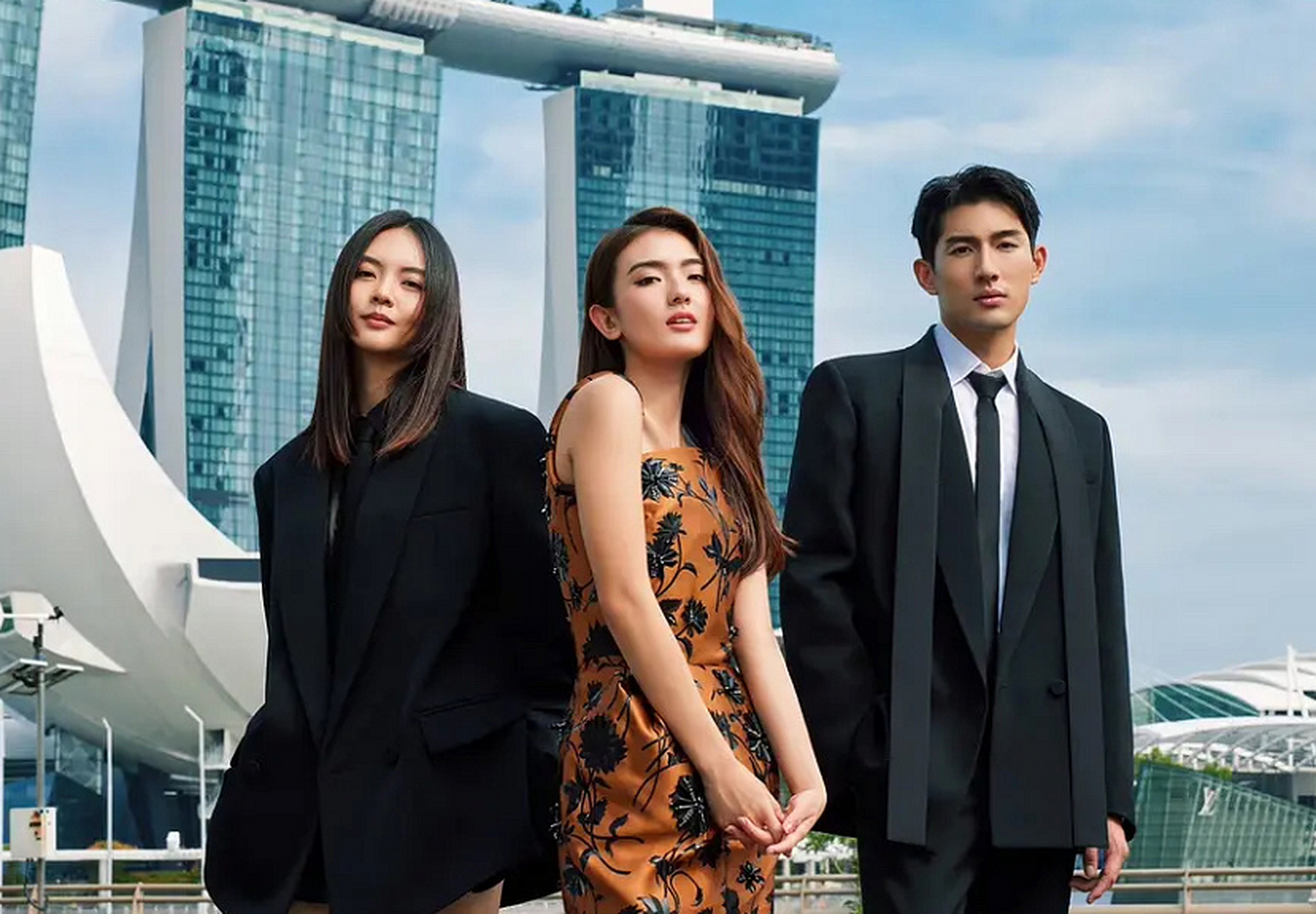 于正签了3个新加坡艺人,符合你的审美吗?还有你觉得这三位能火吗?