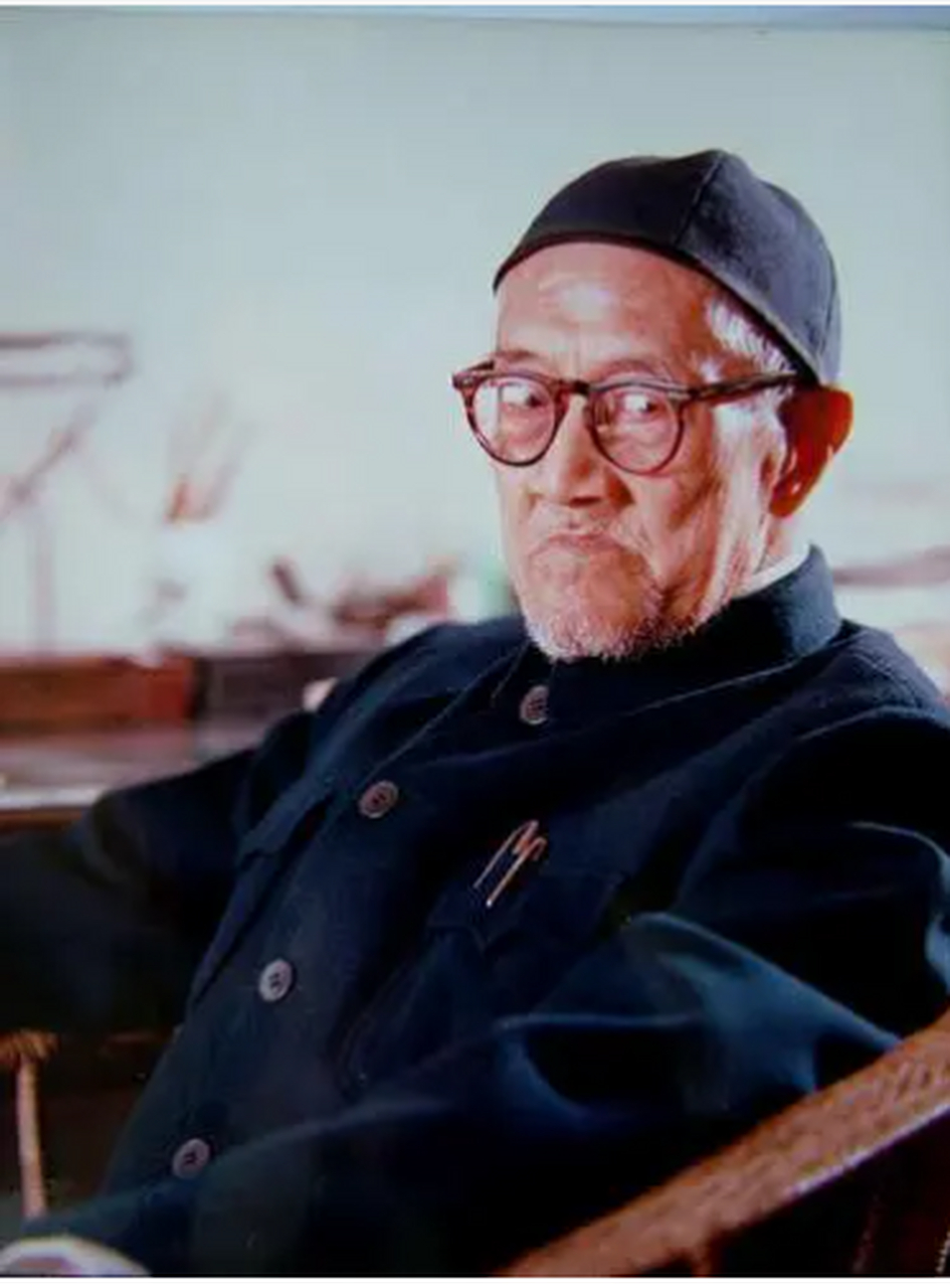 梁漱溟很有才华,通过好友介绍,他与黄靖贤认识并结婚,婚后两人虽谈