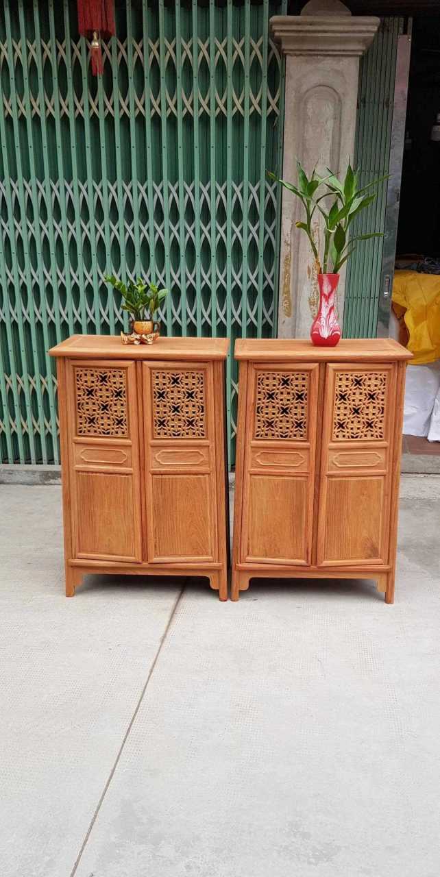 缅甸花梨木原木的颜色并不单纯的一个黄色,心材的颜色从偏黄色的橘红