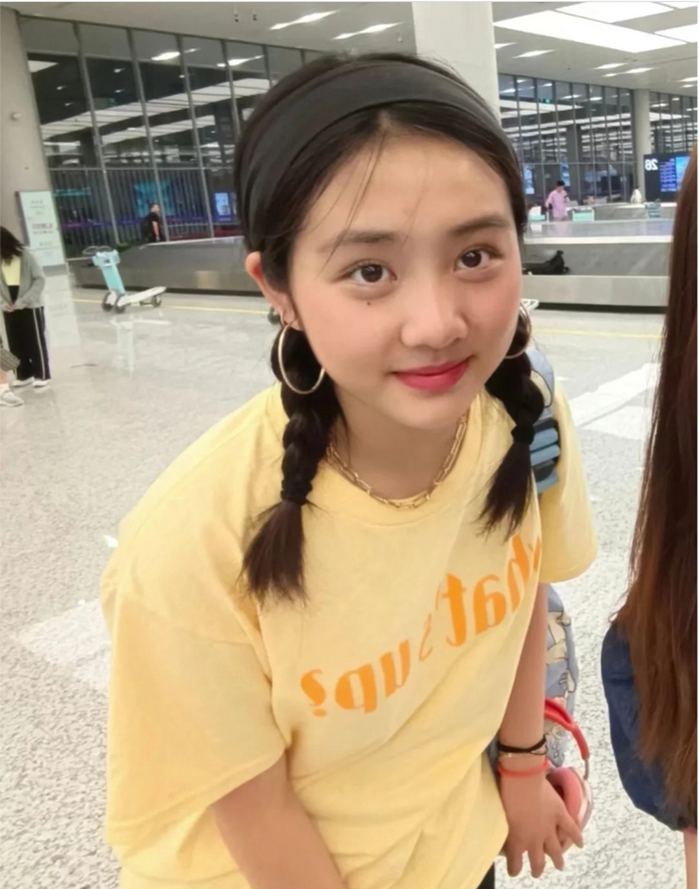 黄忆慈微博