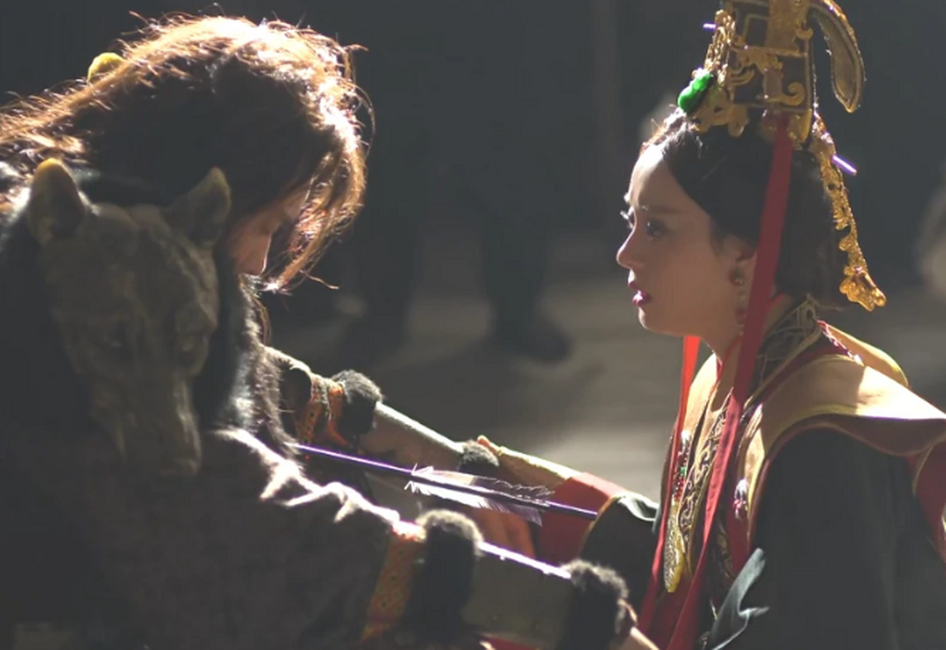 义渠王浑身是血地倒在芈月怀里艰难道:月儿,这是我最后一次帮你了