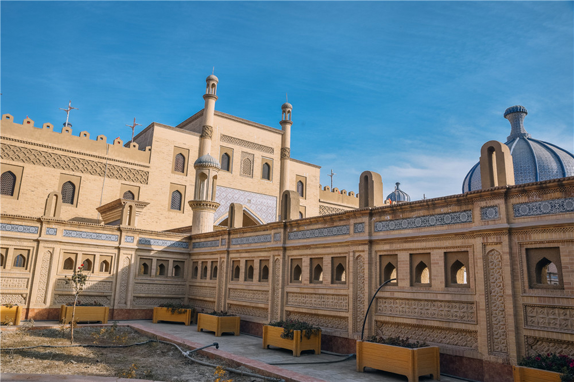 南疆最古来的神秘国家:叶尔羌汗国,之前在明代的时候就建立了,后来在