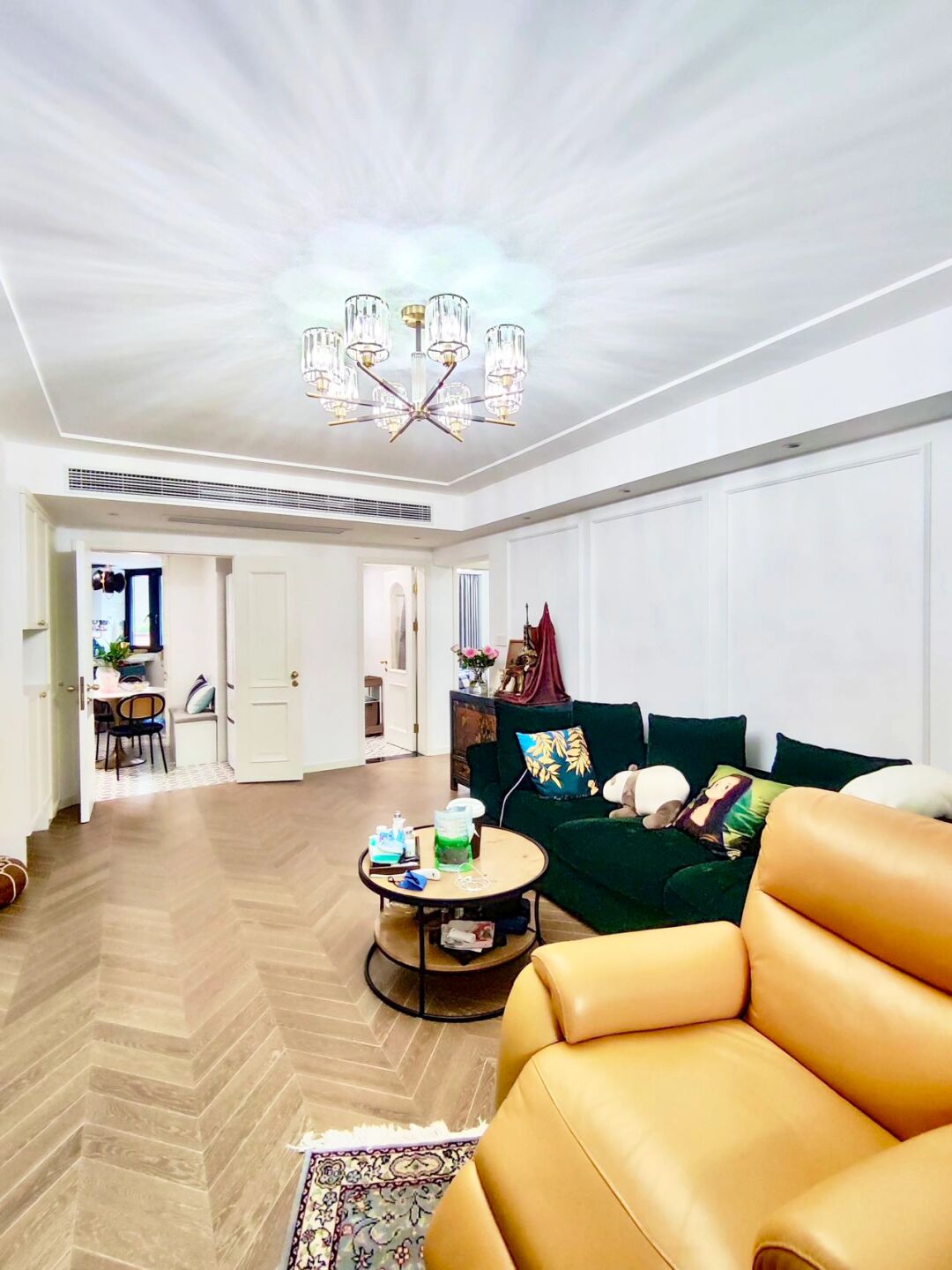 华山路总统公寓,1995年建,100m两房 华山路武康路路口,868弄的总统