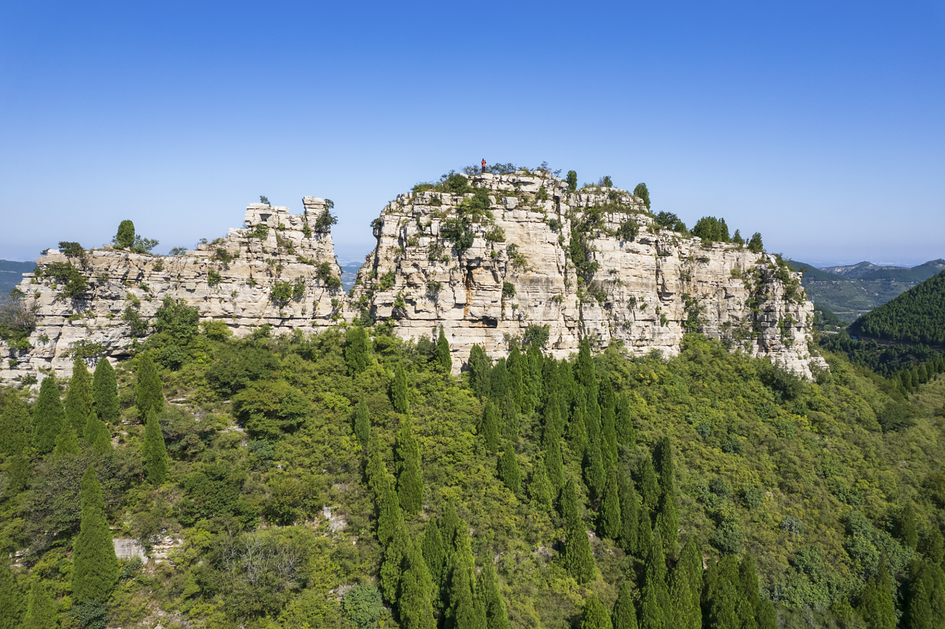 航拍济南彩石劈山 无人机航拍济南彩石劈山.